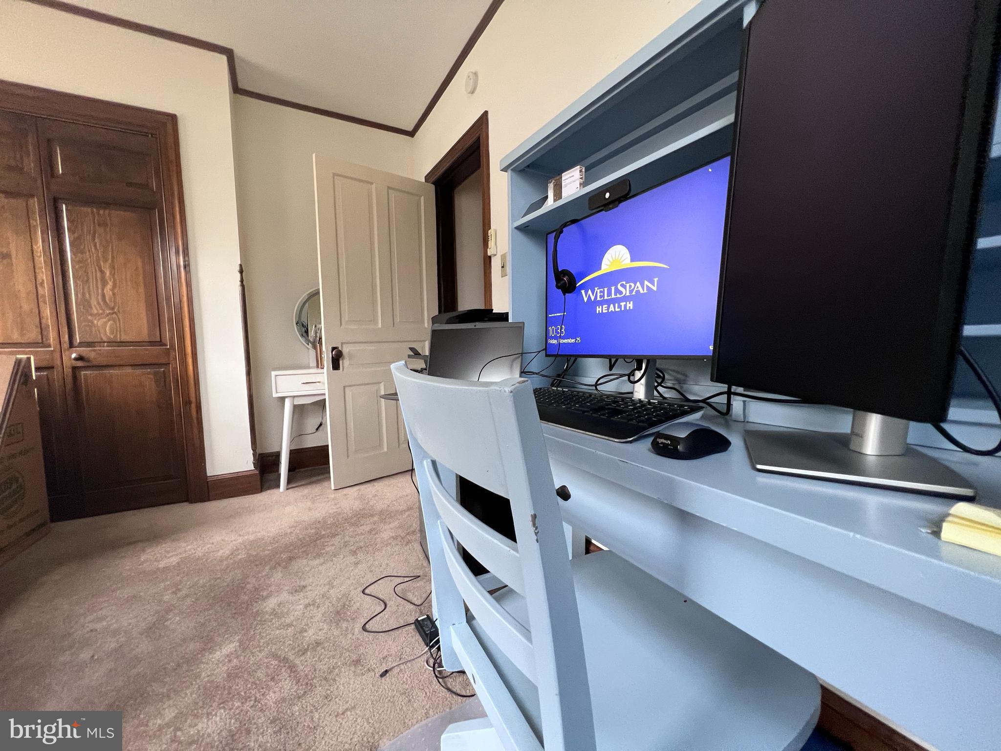 ELMWOOD - Residential