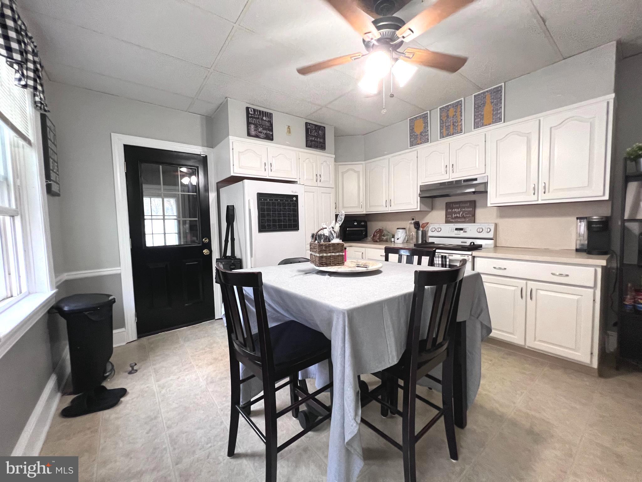 ELMWOOD - Residential