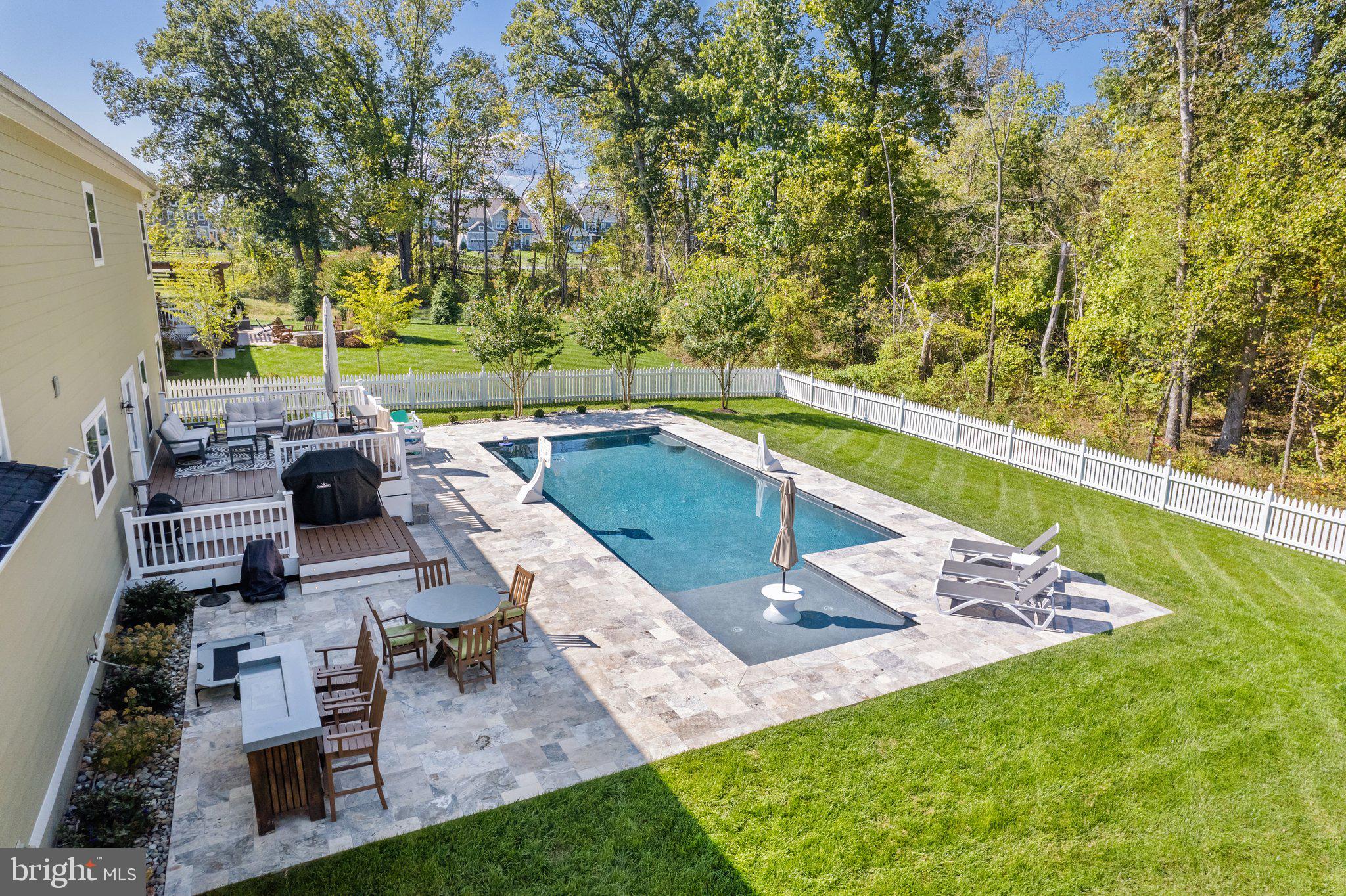 GREENS SOUTH AT WILLOWSF - Residential