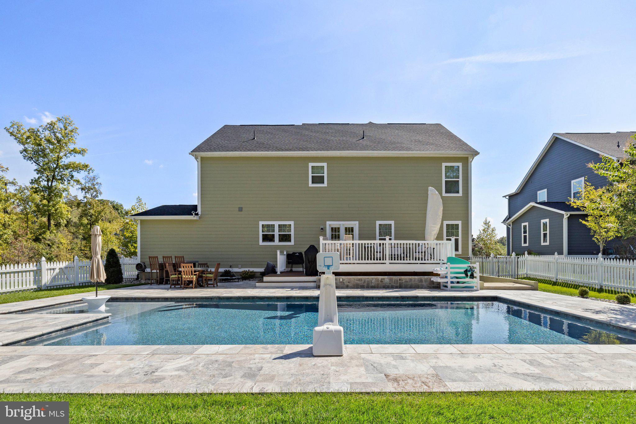 GREENS SOUTH AT WILLOWSF - Residential