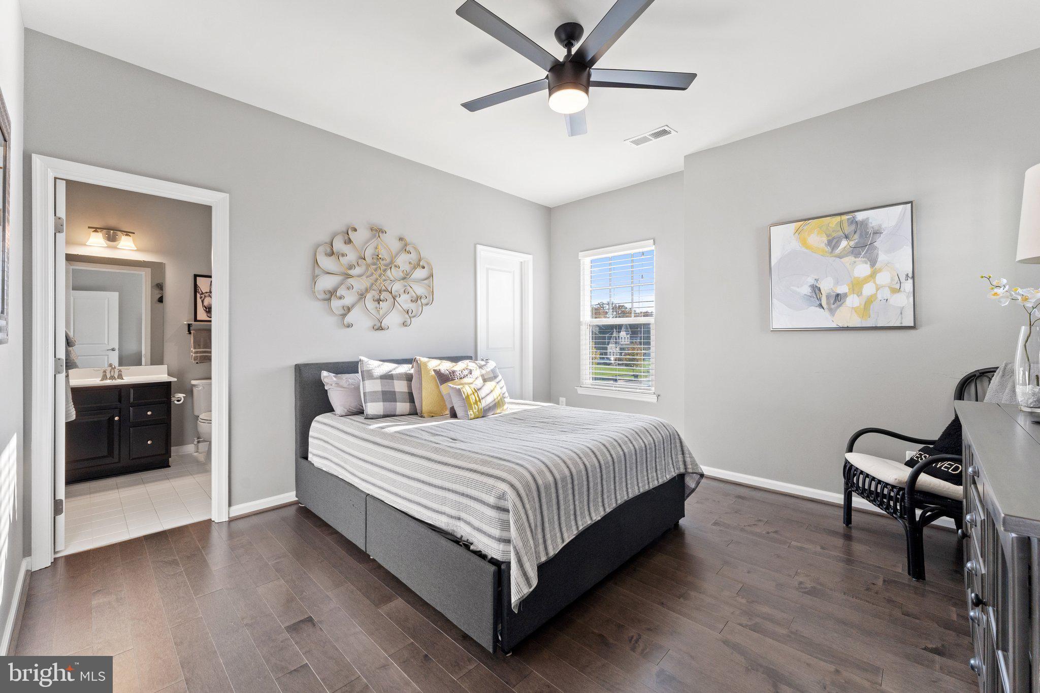 GREENS SOUTH AT WILLOWSF - Residential