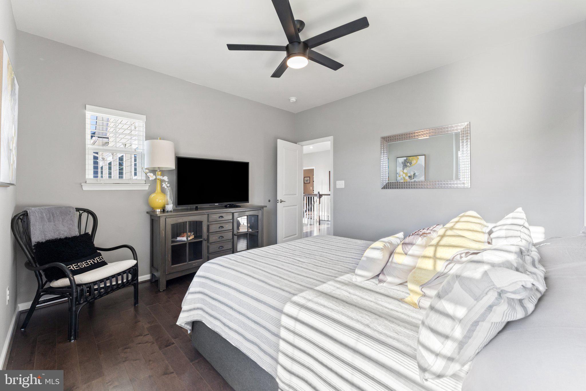 GREENS SOUTH AT WILLOWSF - Residential