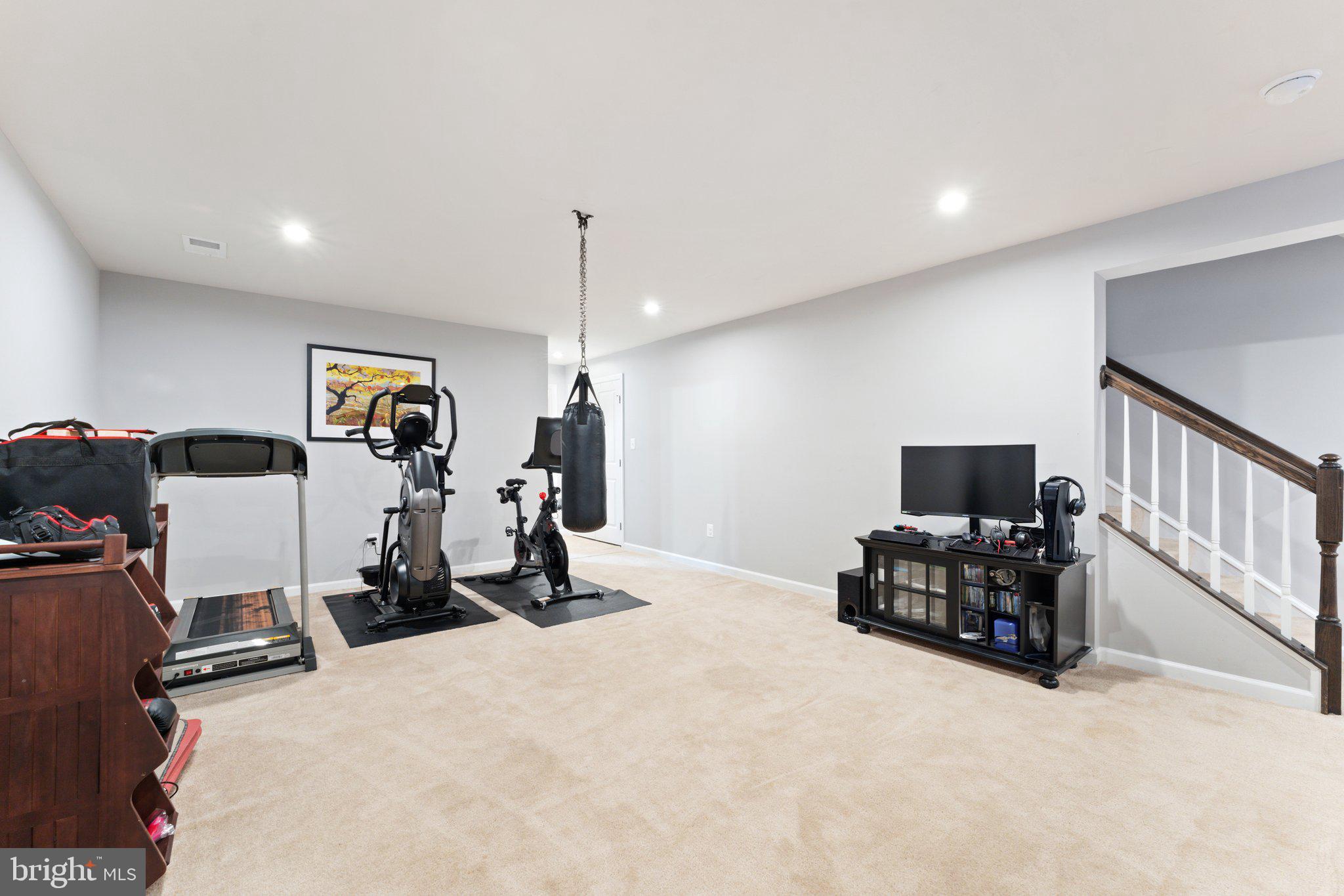 GREENS SOUTH AT WILLOWSF - Residential