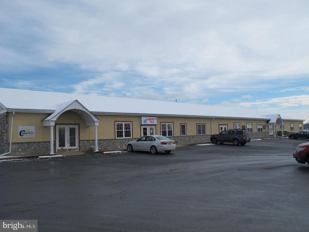 Photo of 684 W Main Street #2, NEW HOLLAND, PA 17557 (MLS # PALA2096826)