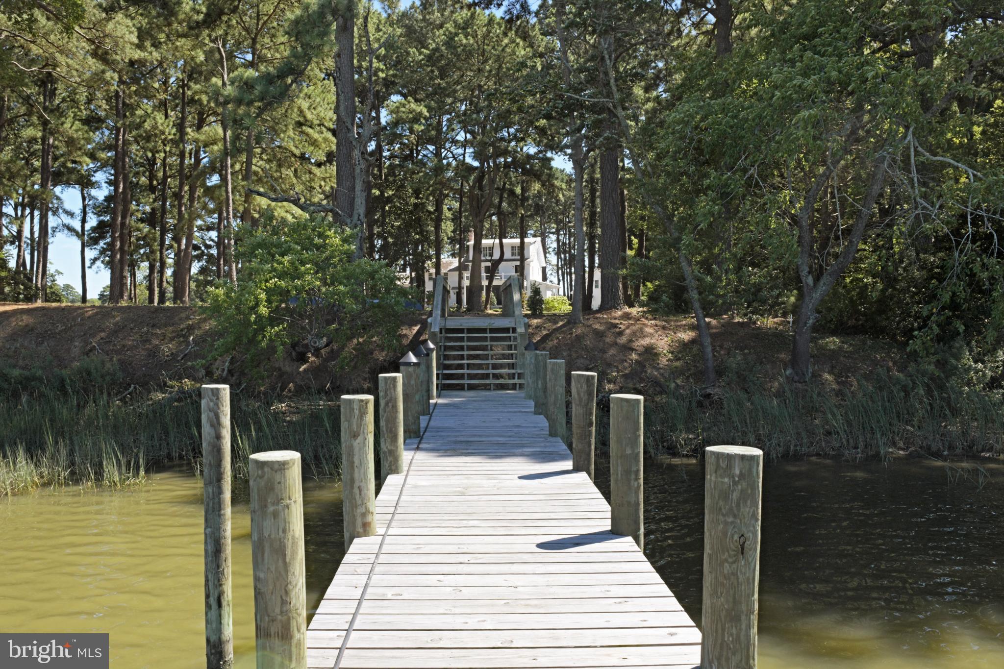 NORTHAMPTON - Residential