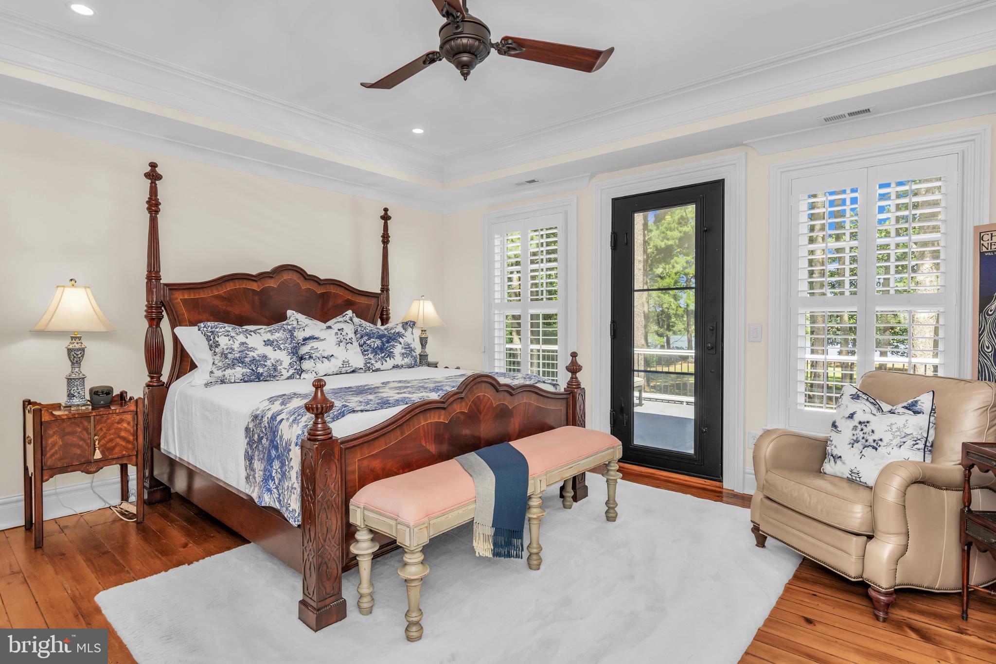 NORTHAMPTON - Residential