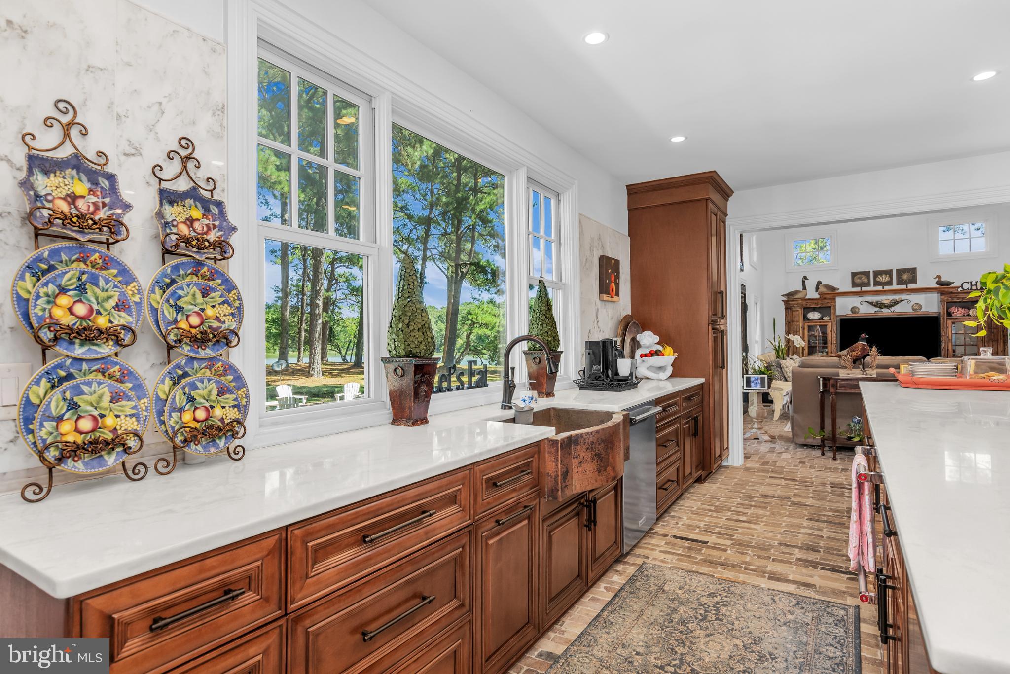 NORTHAMPTON - Residential