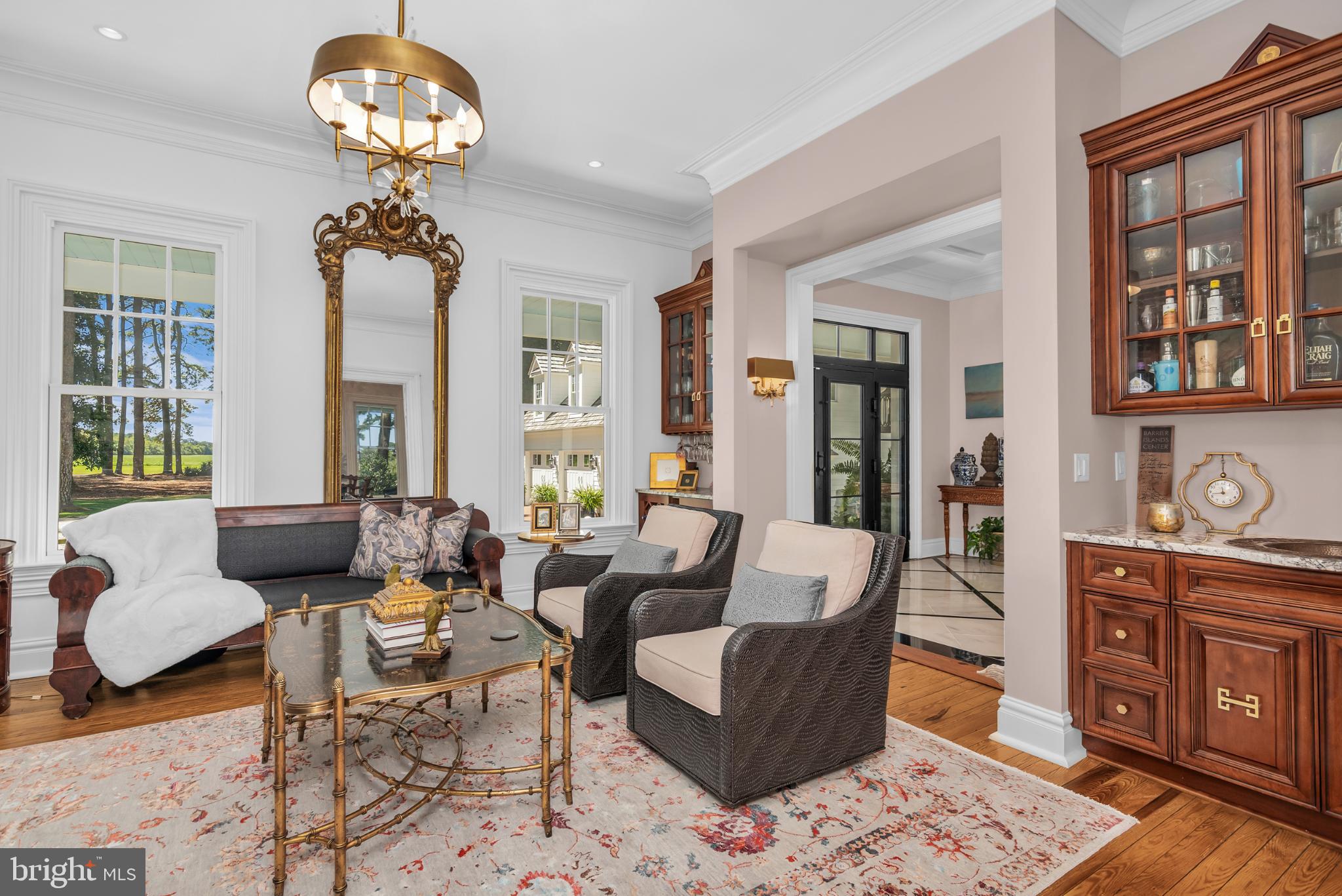 NORTHAMPTON - Residential