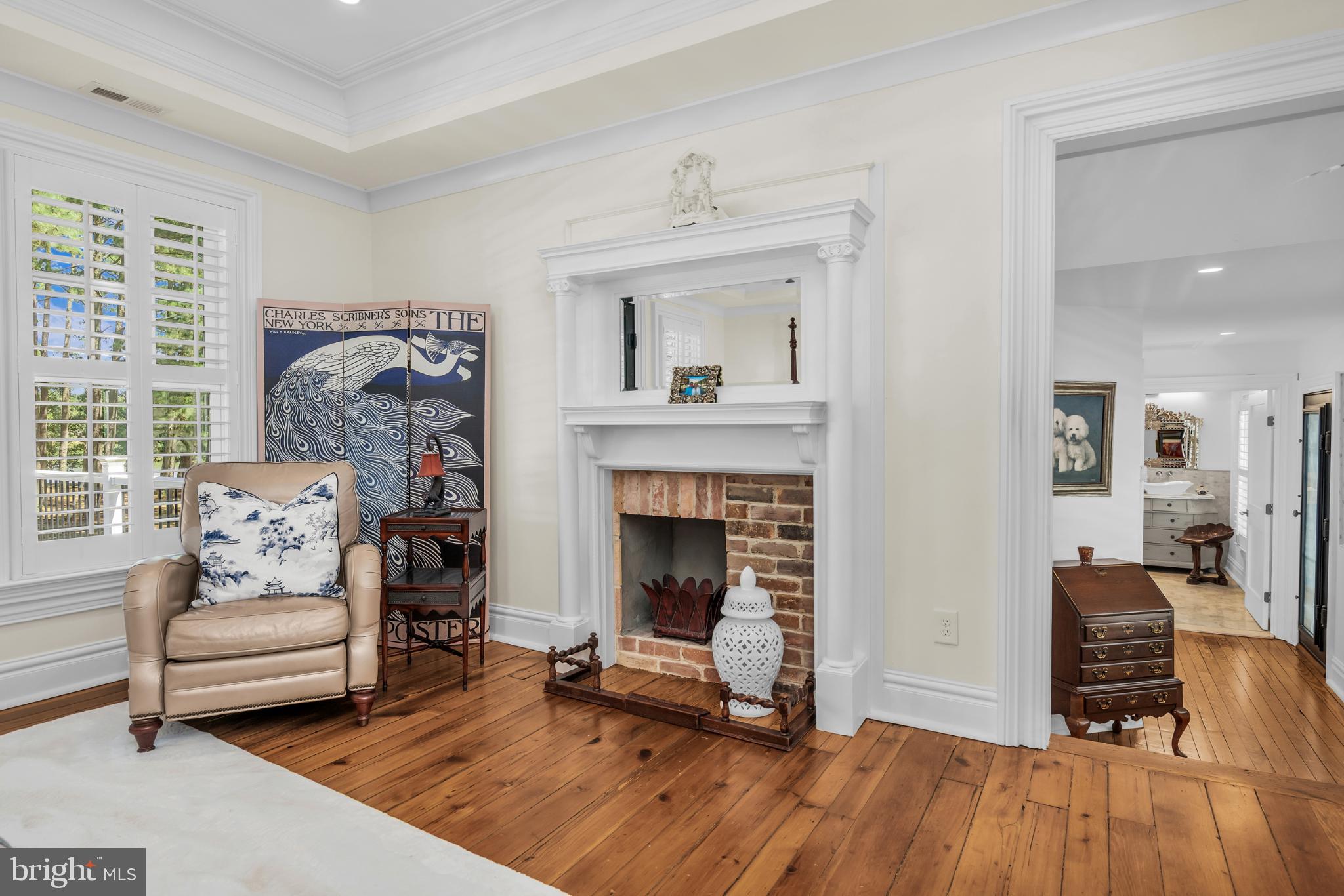 NORTHAMPTON - Residential