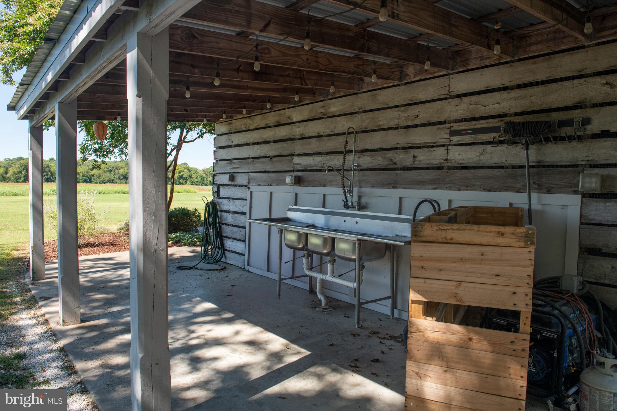 NORTHAMPTON - Residential