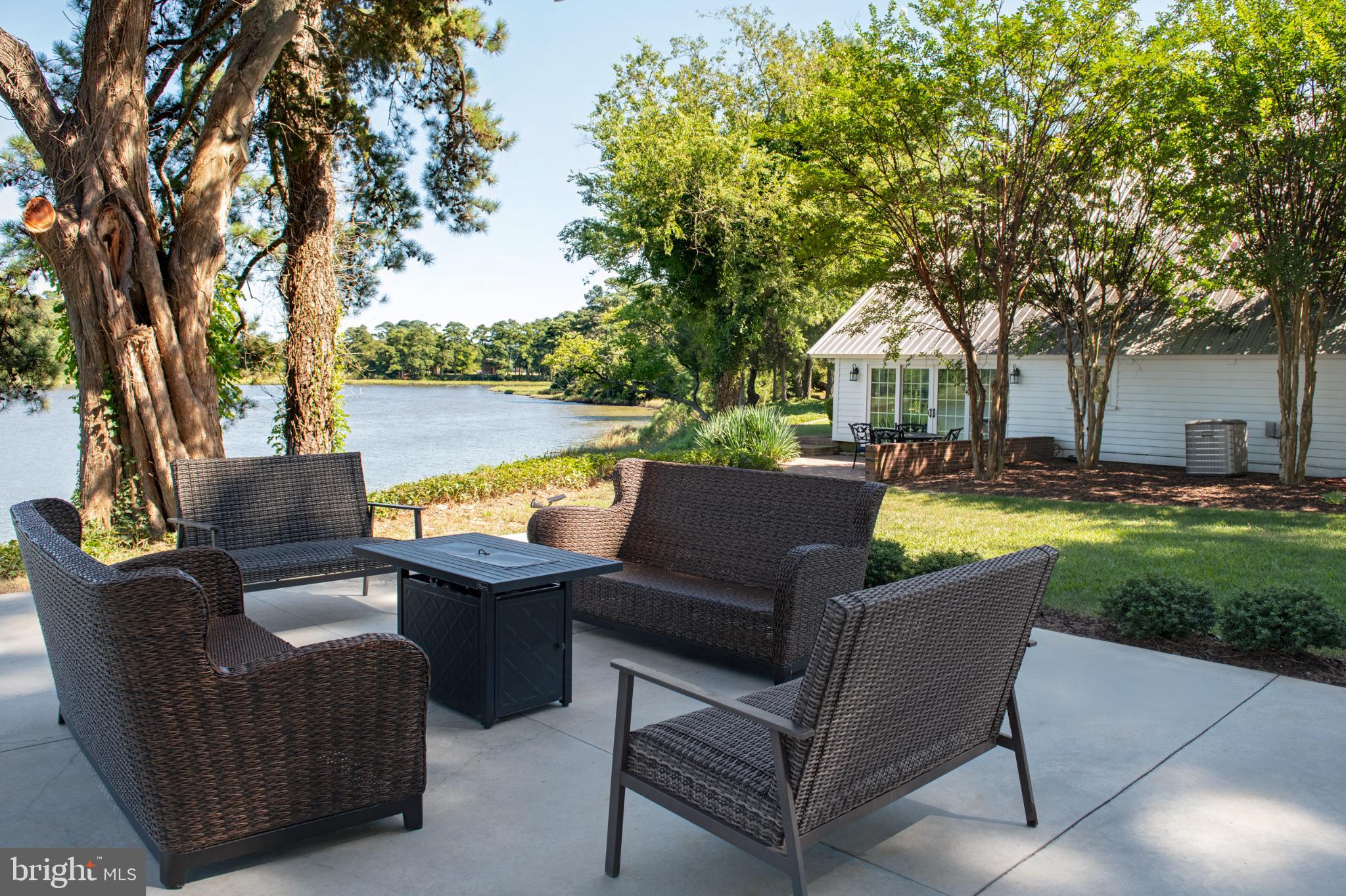 NORTHAMPTON - Residential