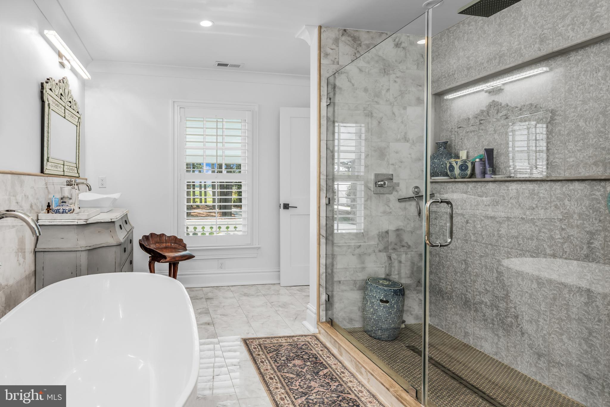 NORTHAMPTON - Residential