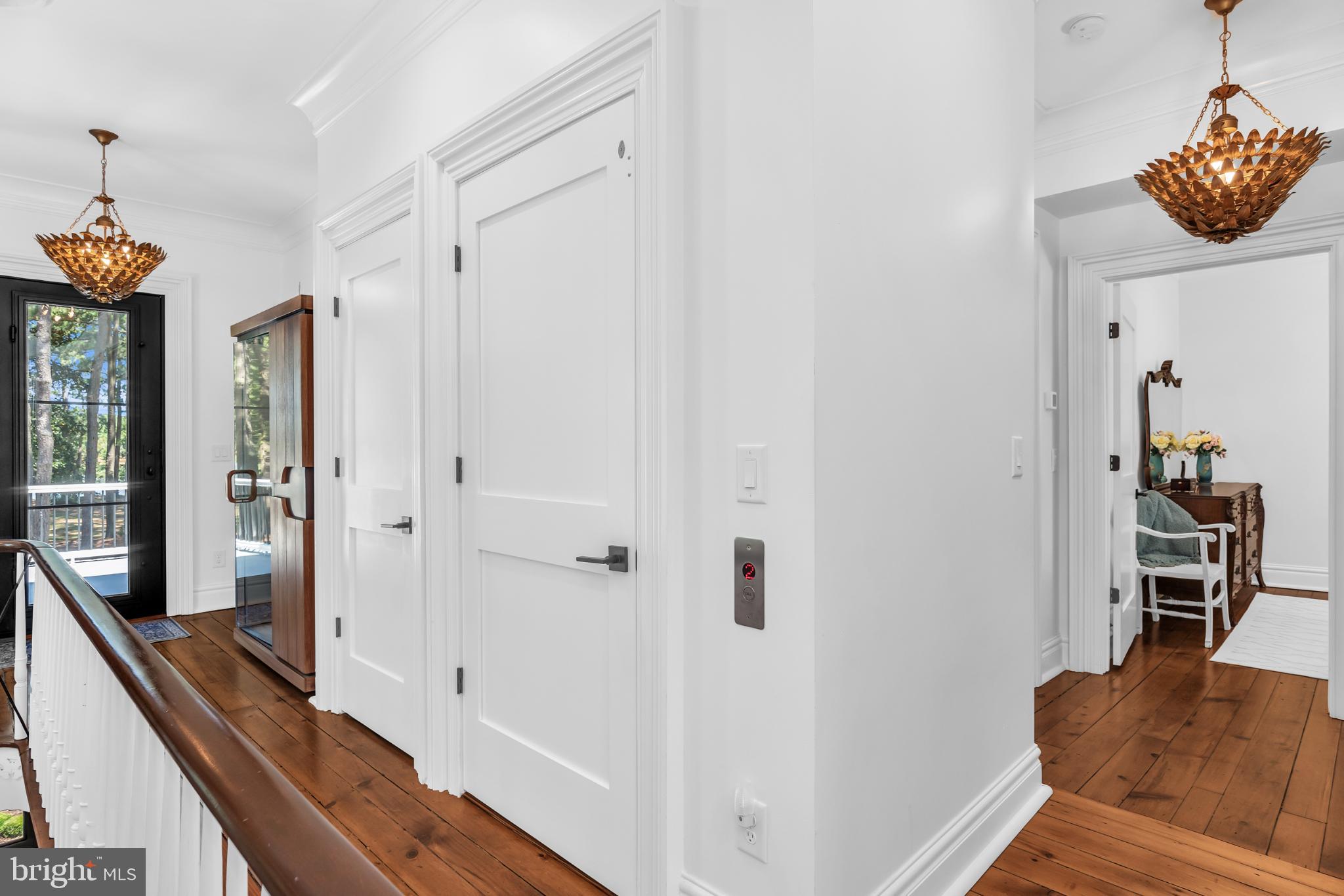 NORTHAMPTON - Residential