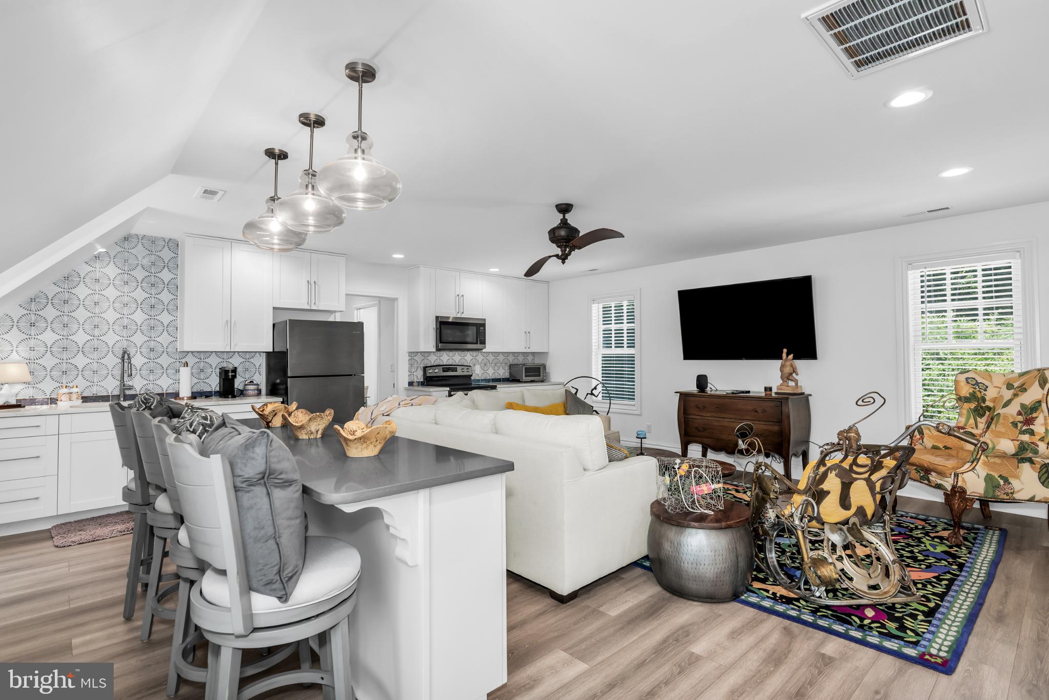 NORTHAMPTON - Residential