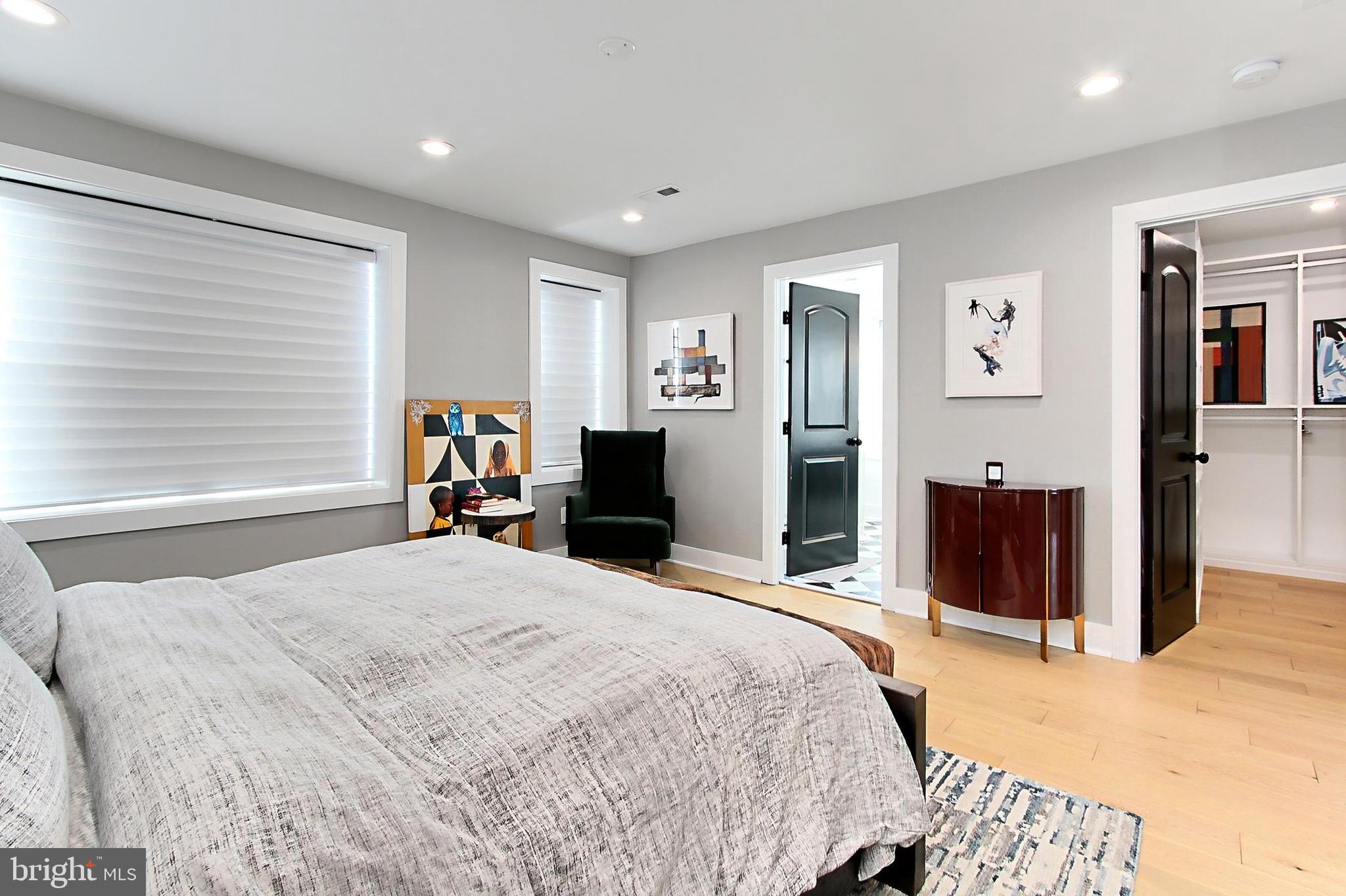 WAYCROFT - WOODLAWN - Residential