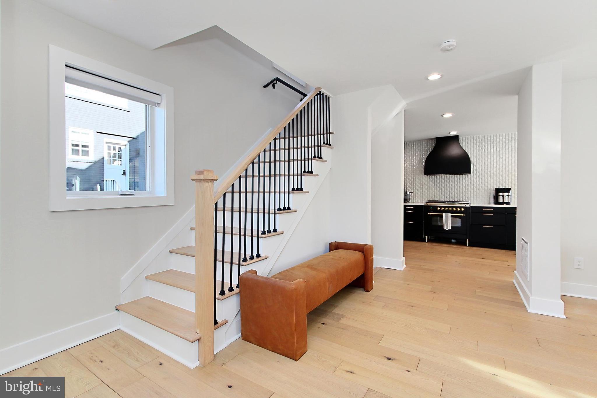 WAYCROFT - WOODLAWN - Residential