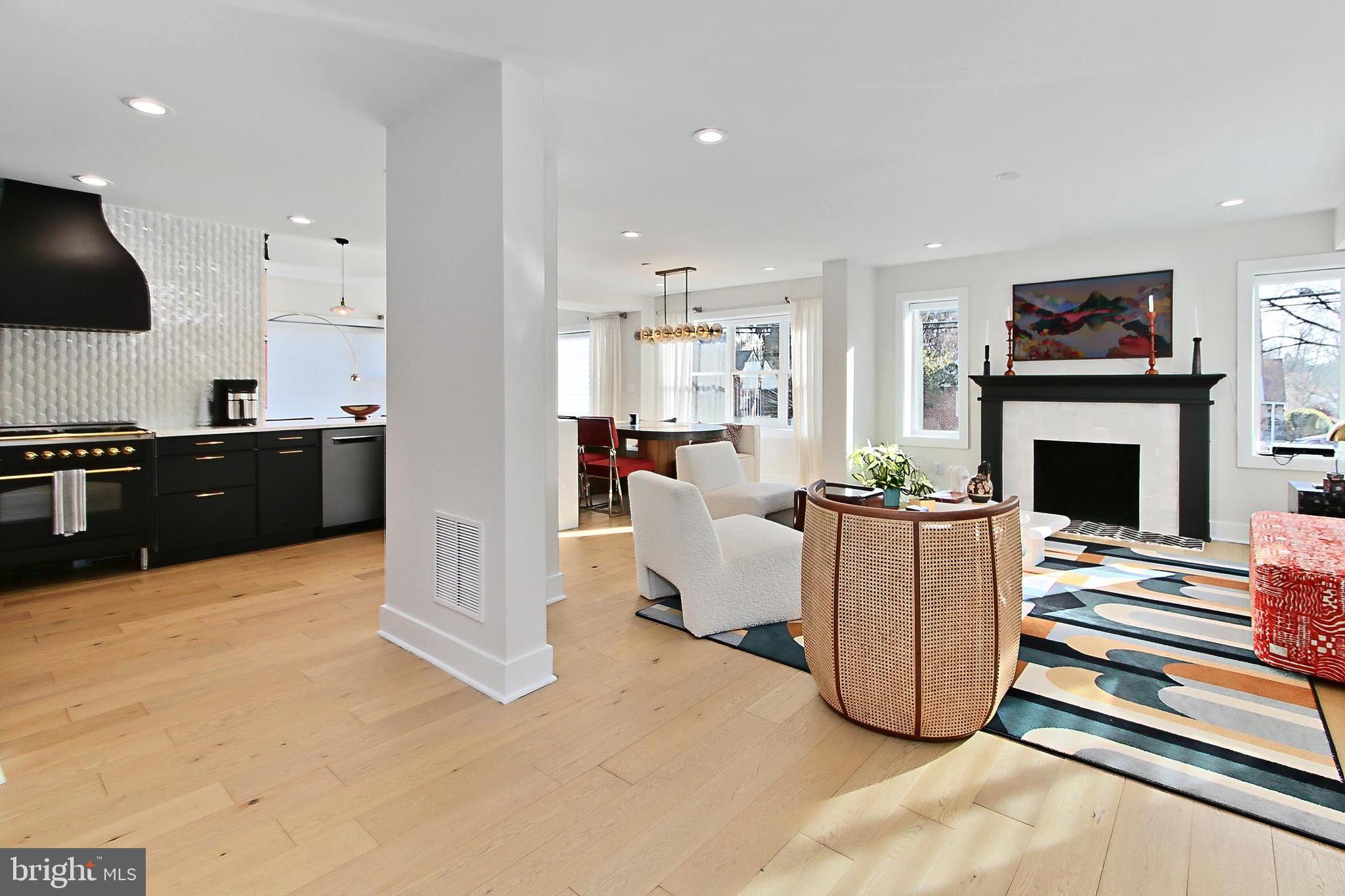 WAYCROFT - WOODLAWN - Residential