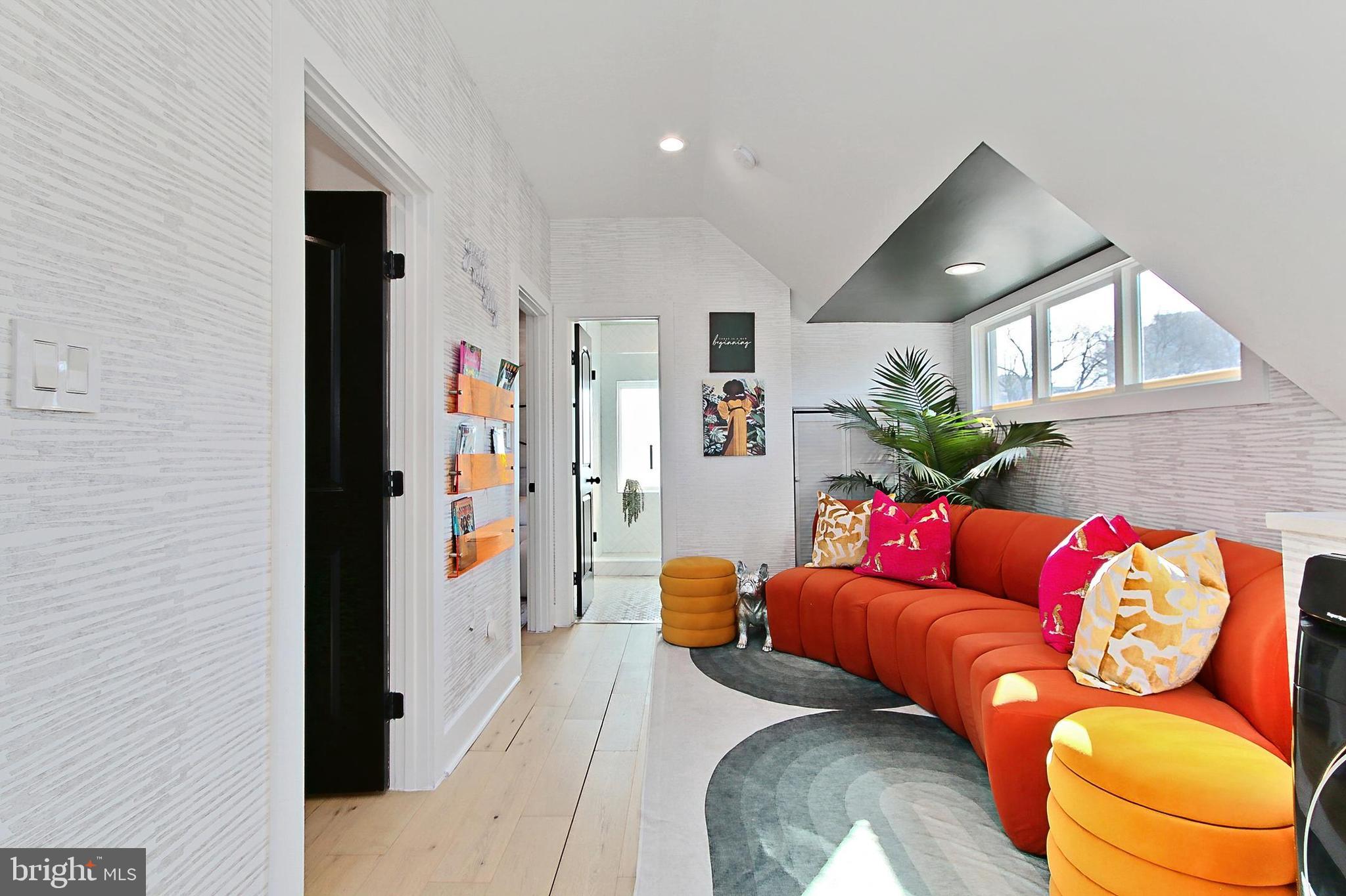 WAYCROFT - WOODLAWN - Residential