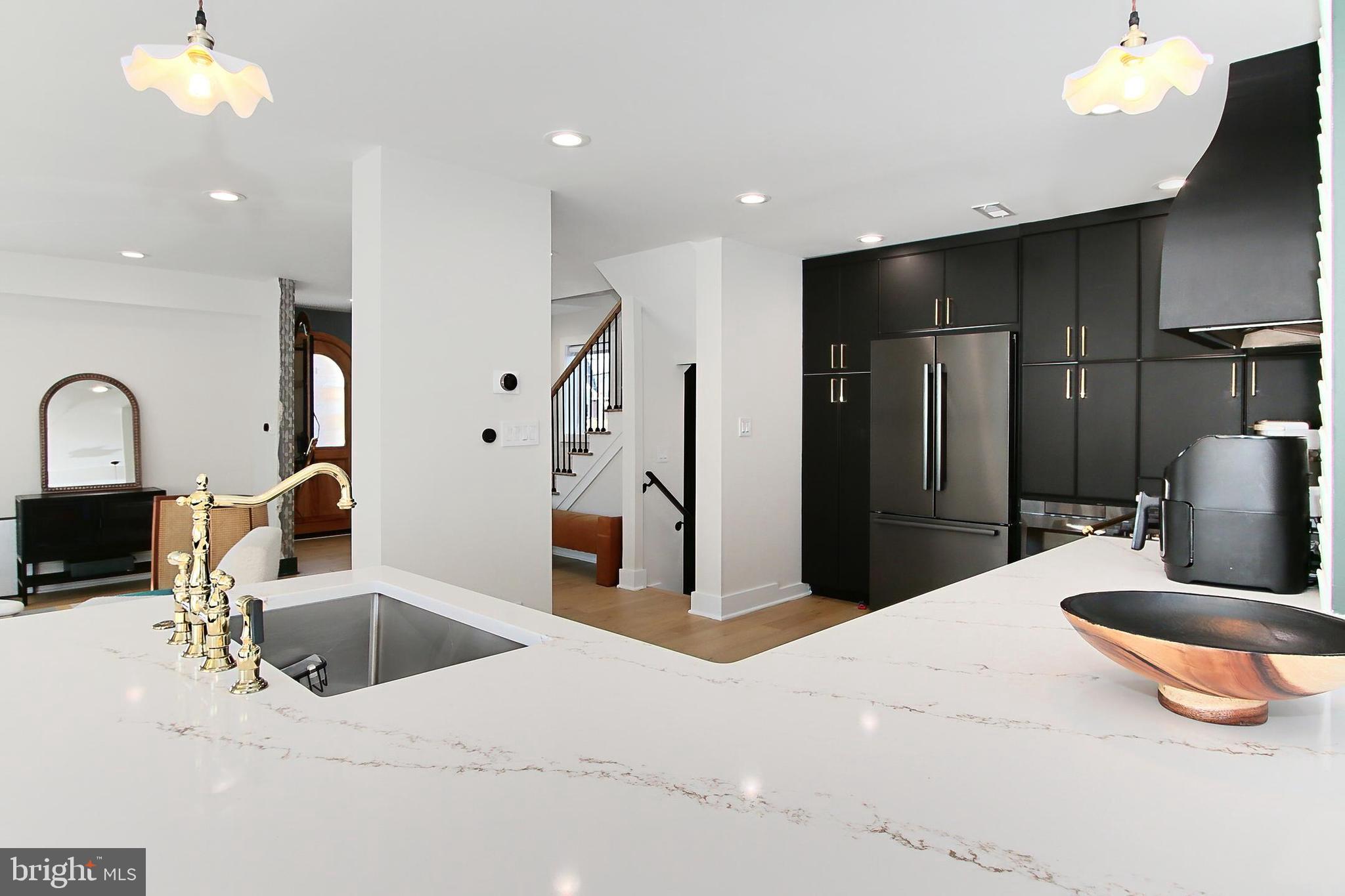 WAYCROFT - WOODLAWN - Residential