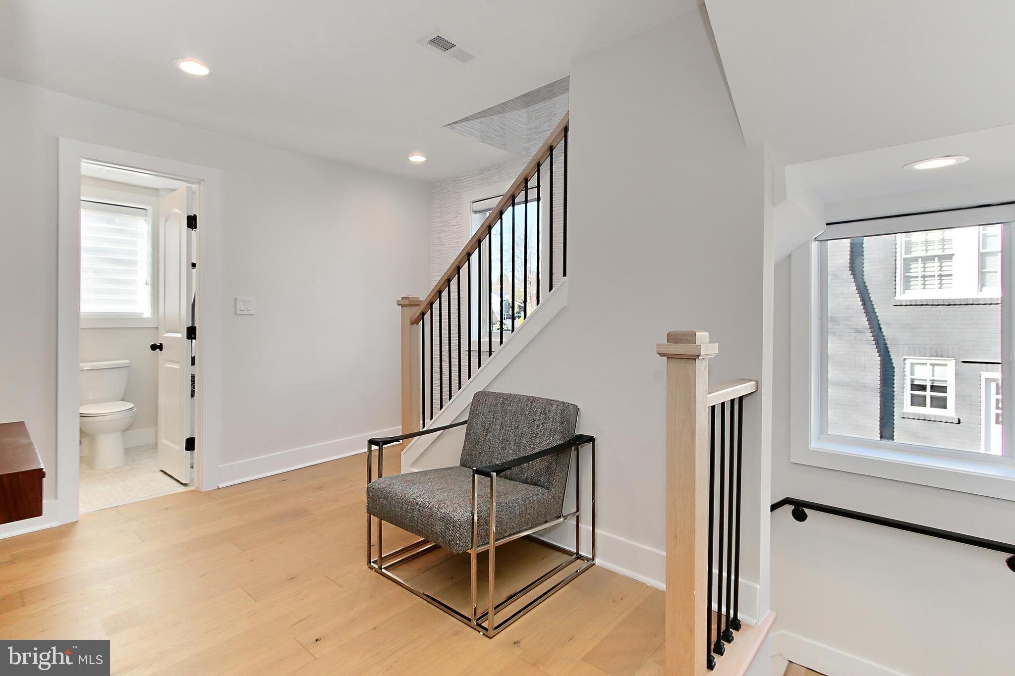 WAYCROFT - WOODLAWN - Residential