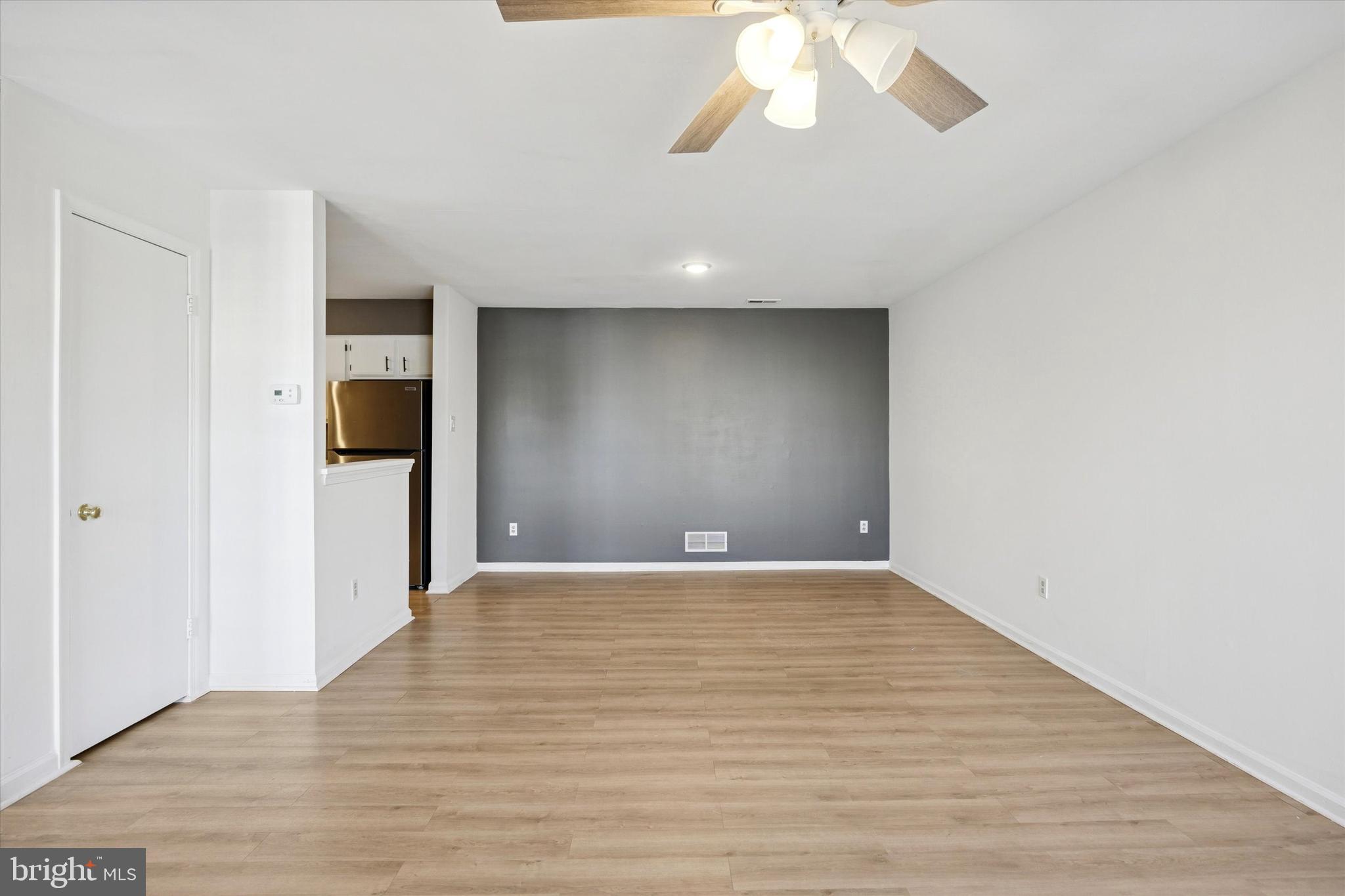 CRESTWOOD CONDO - Residential