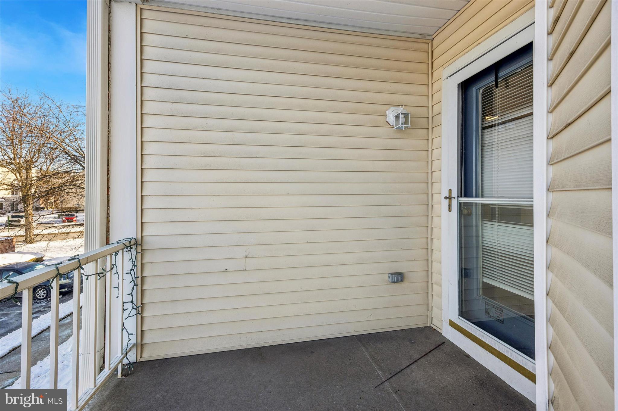 CRESTWOOD CONDO - Residential