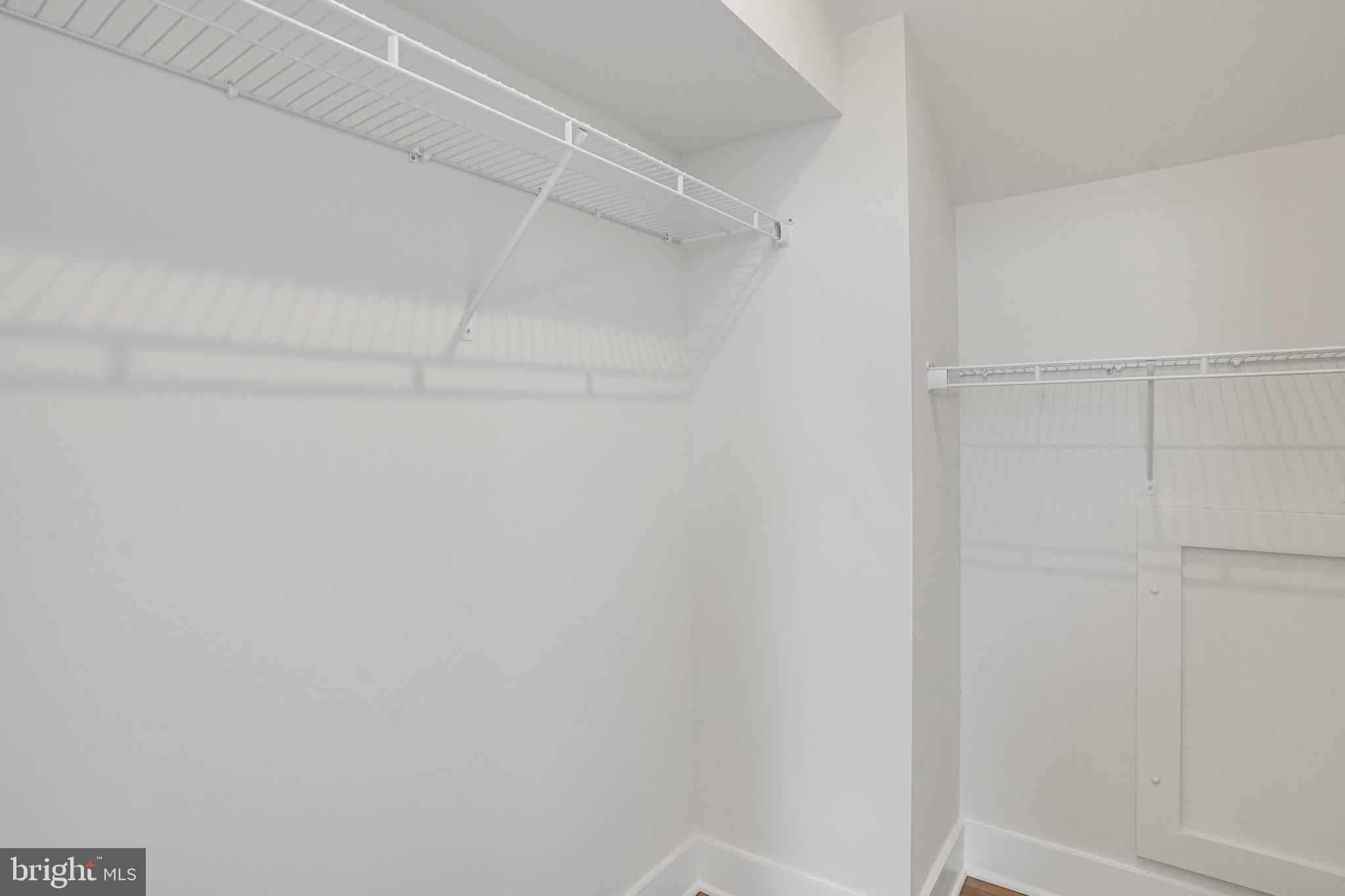 THE RETREAT AT WESTFIELDS - Residential Lease