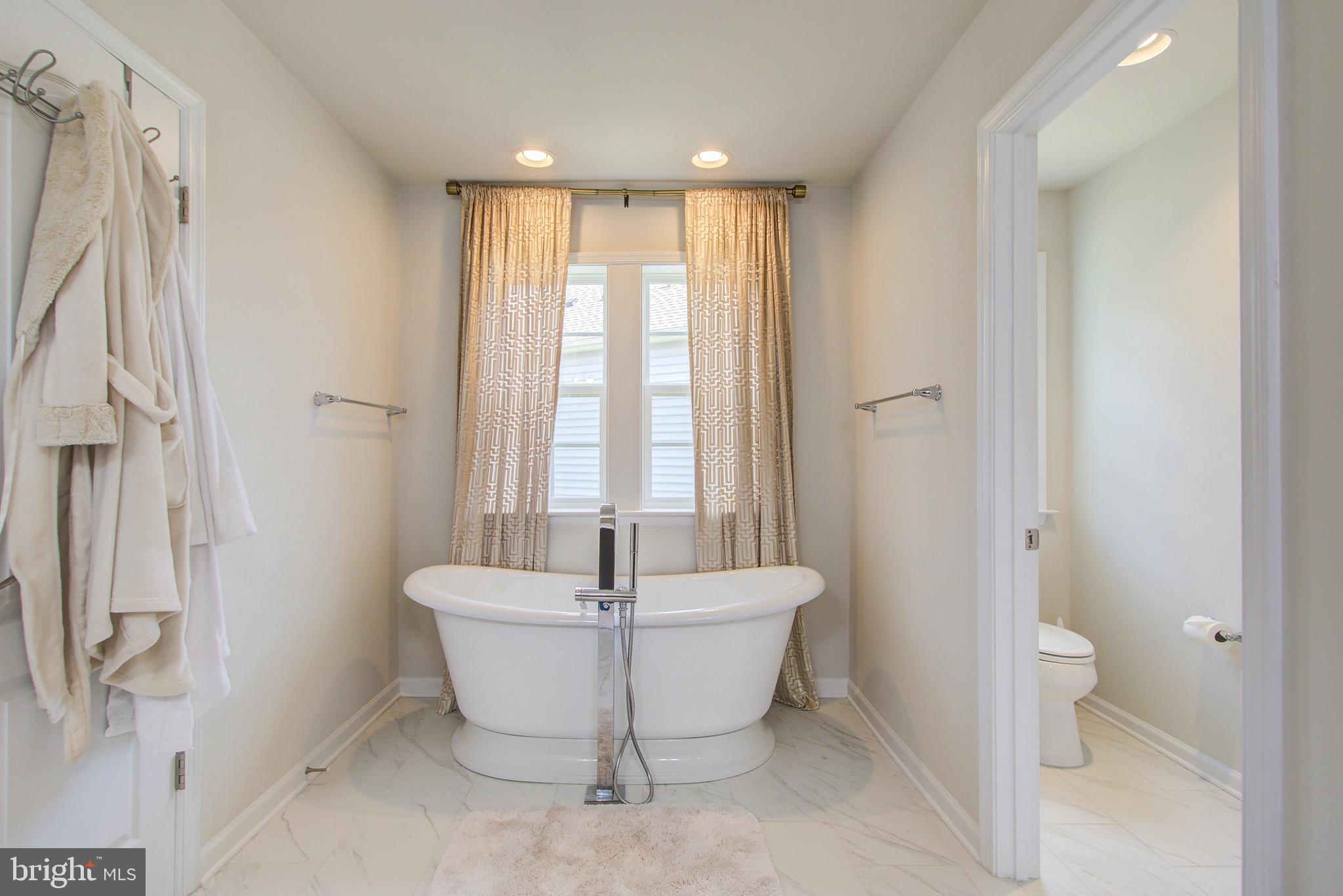 SHIPLEY MEADOWS - Residential