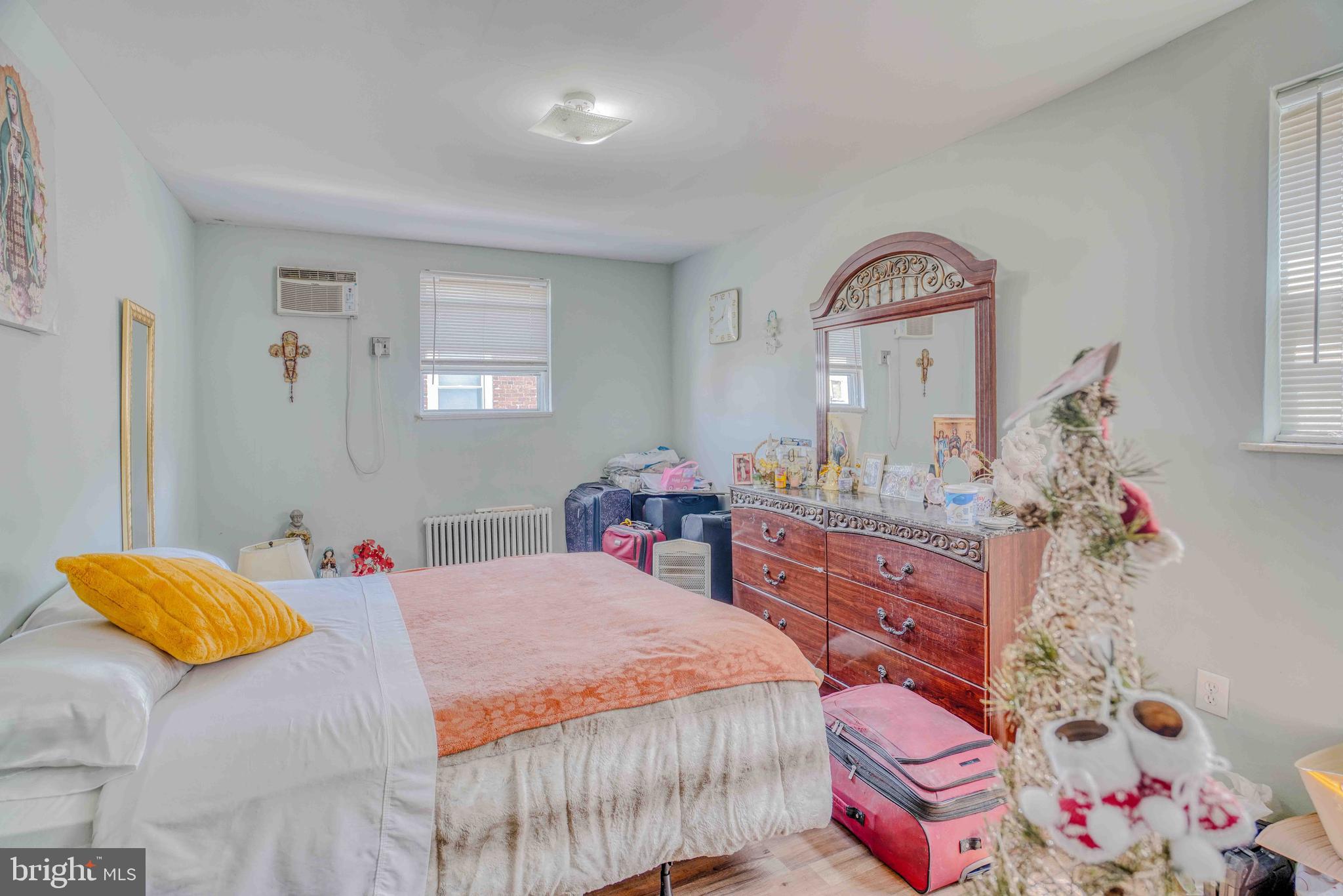 PORT RICHMOND - Residential