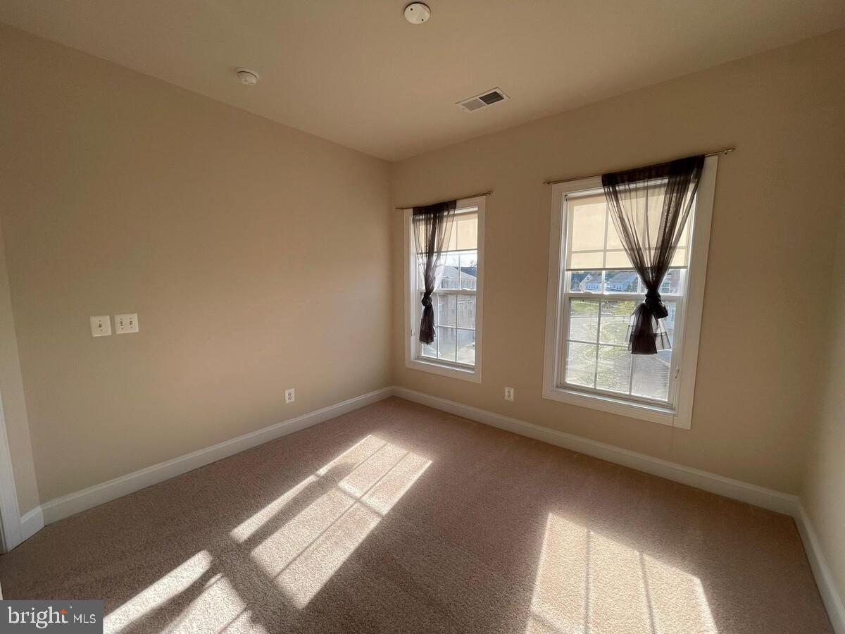 RESERVE AT WAXPOOL - Residential Lease