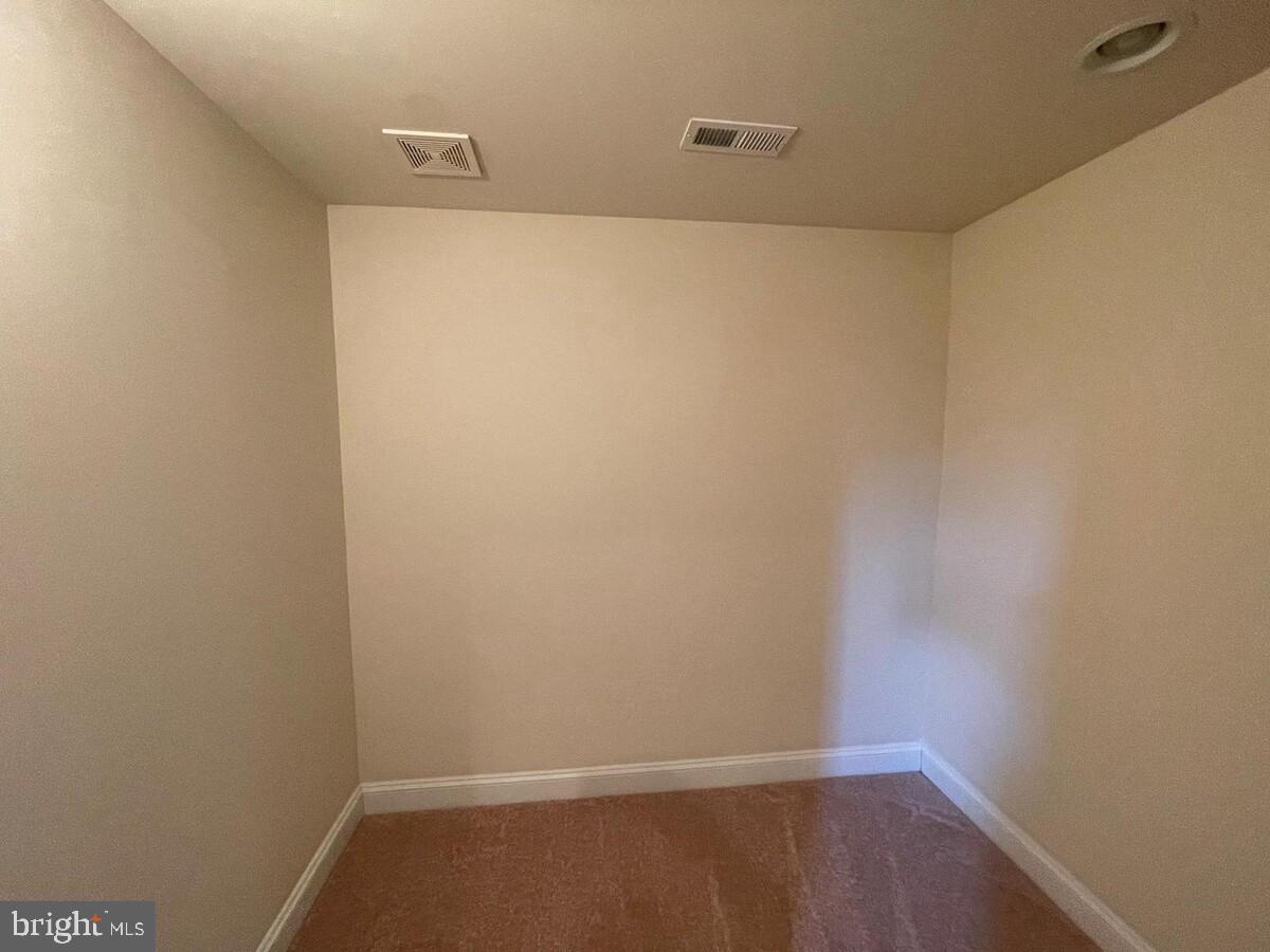 RESERVE AT WAXPOOL - Residential Lease