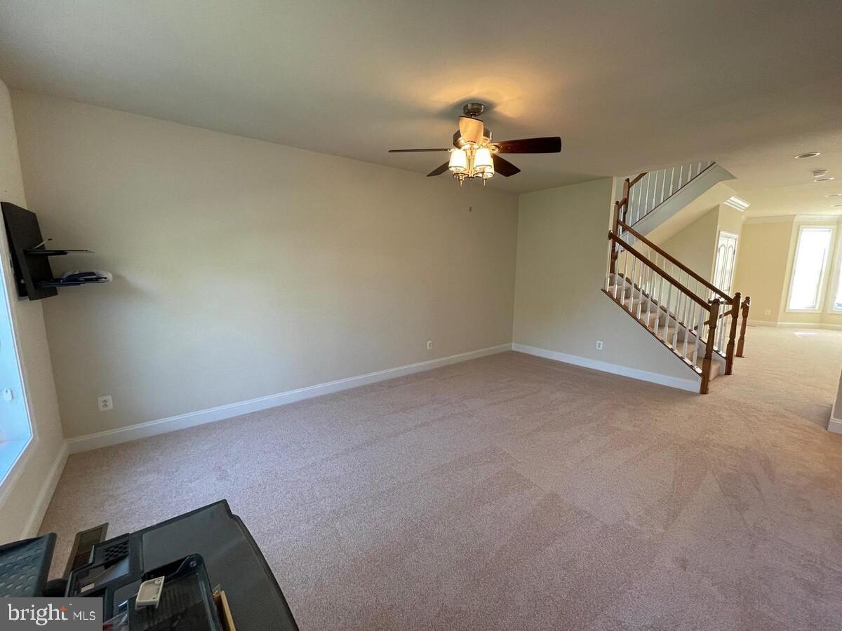 RESERVE AT WAXPOOL - Residential Lease