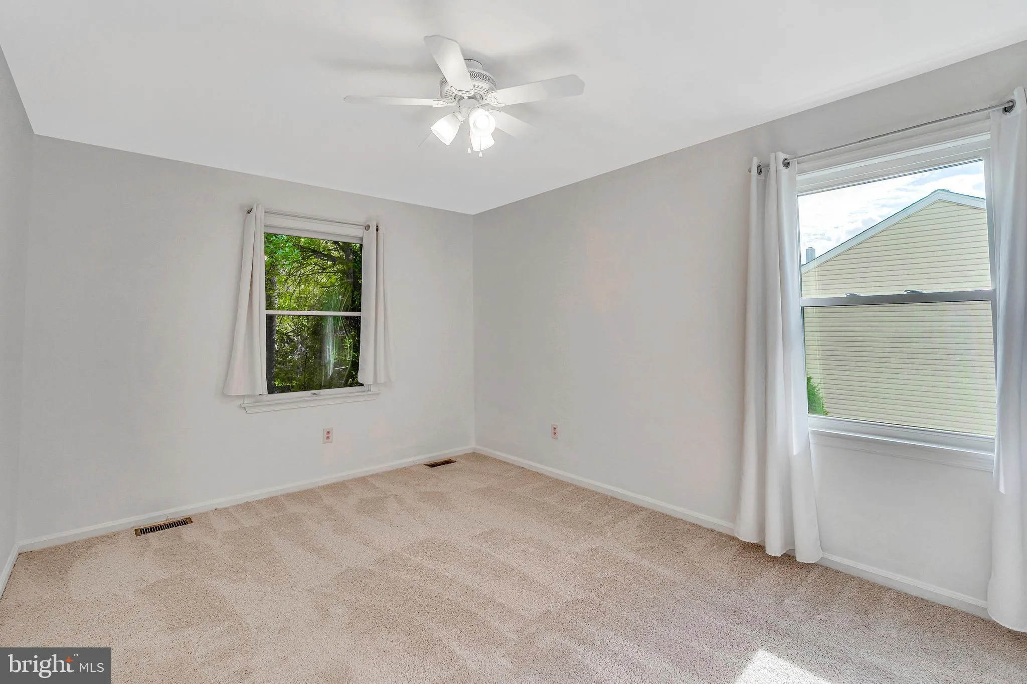 Ambler, Pennsylvania 19002, United States, 3 Bedrooms Bedrooms, ,4 BathroomsBathrooms,Residential,Active,225181