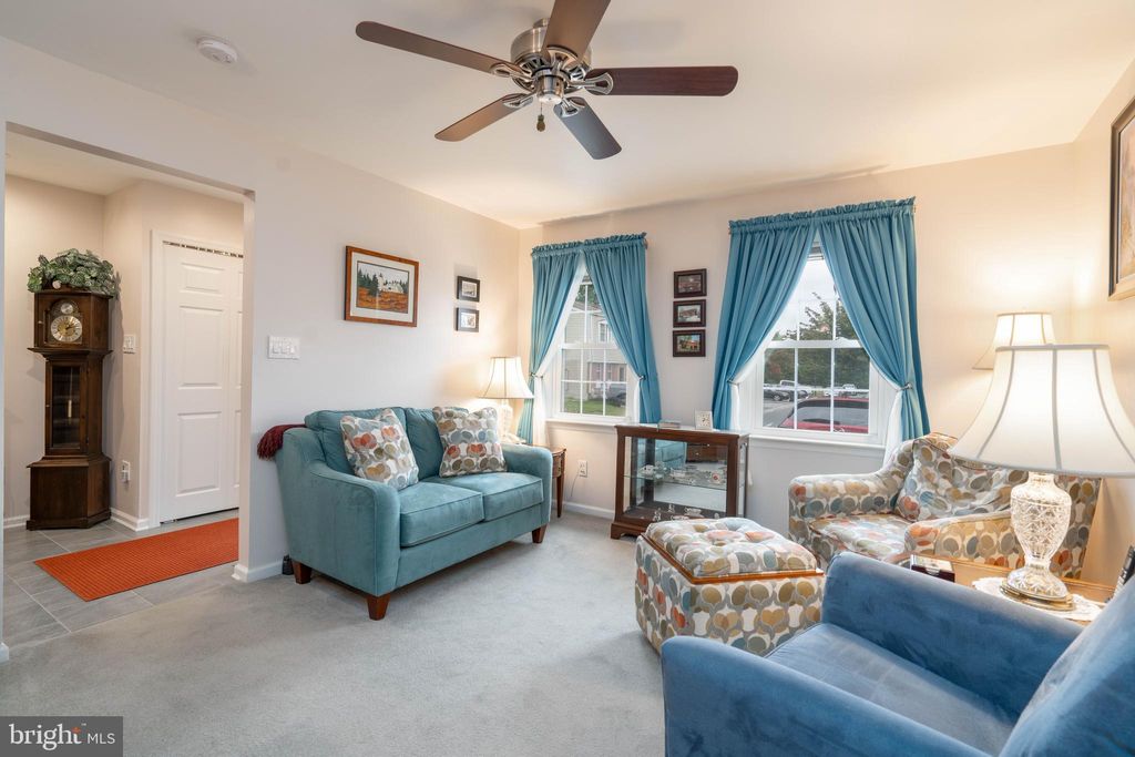 Photo of 405 Monmouth Place, NEWARK, DE 19702 (MLS # DENC2089234)