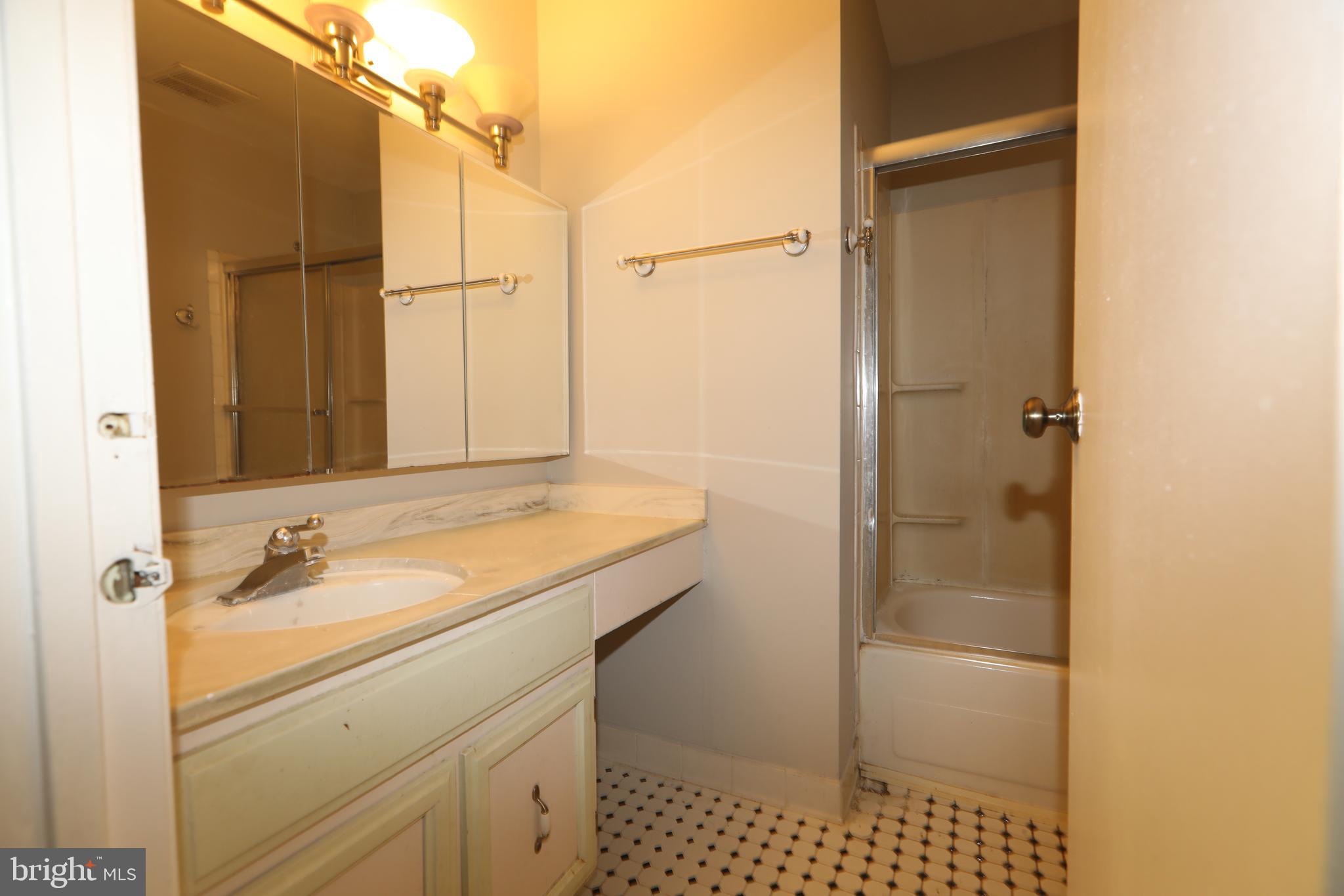 SOUTH FORT FOOTE VILLAGE - Residential Lease