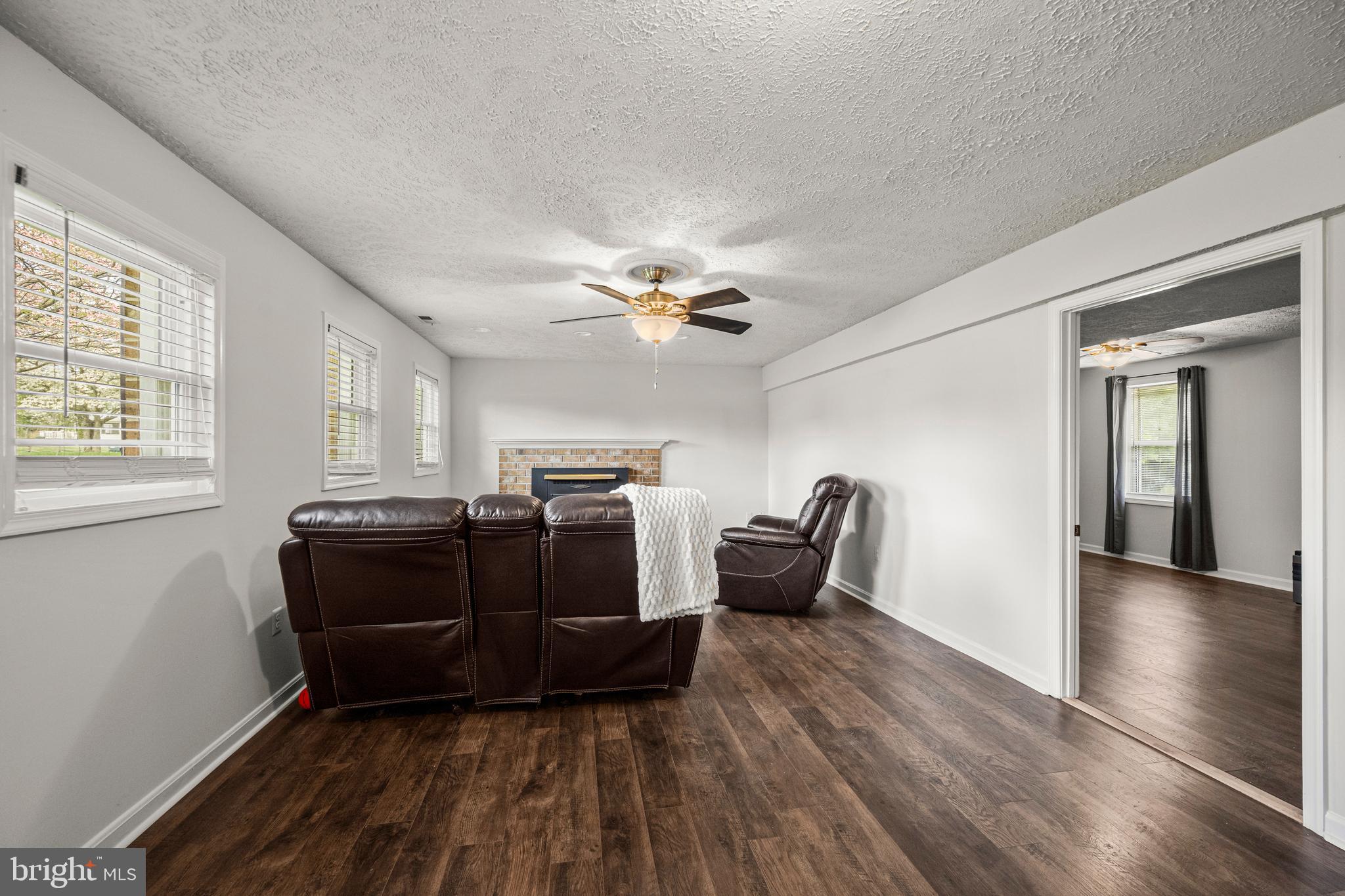 STONELAKE - Residential