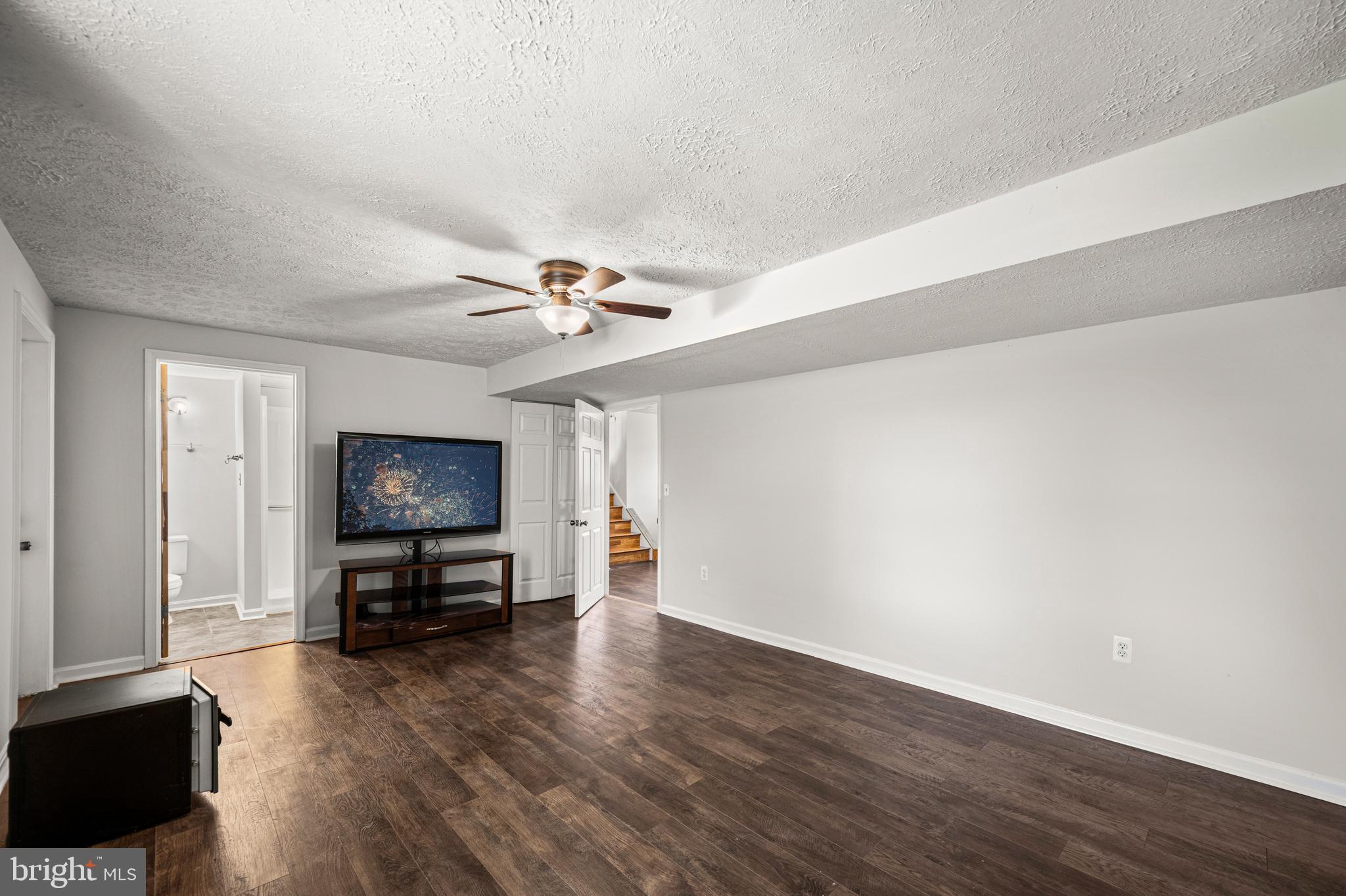 STONELAKE - Residential