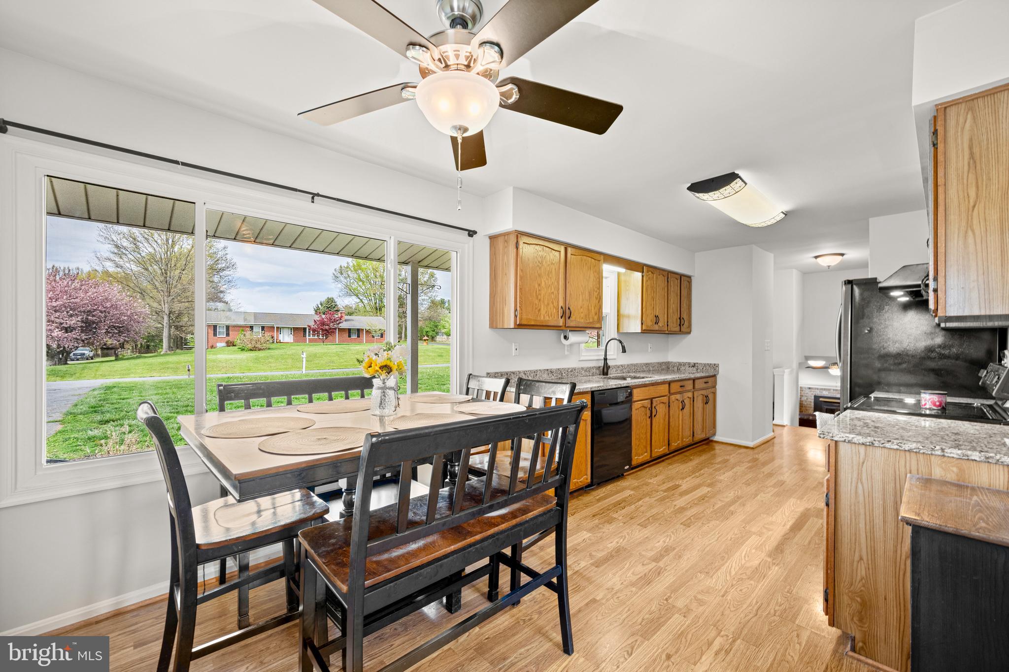 STONELAKE - Residential