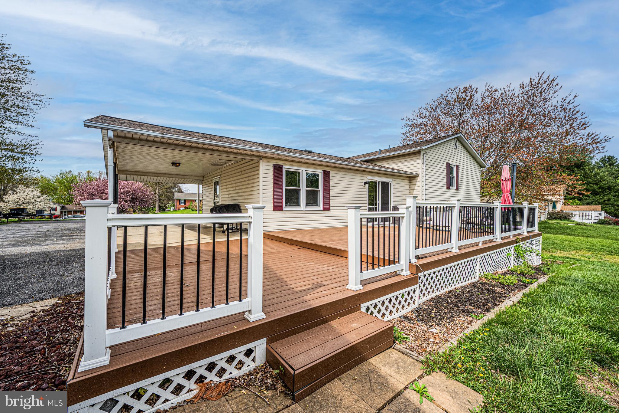 STONELAKE - Residential