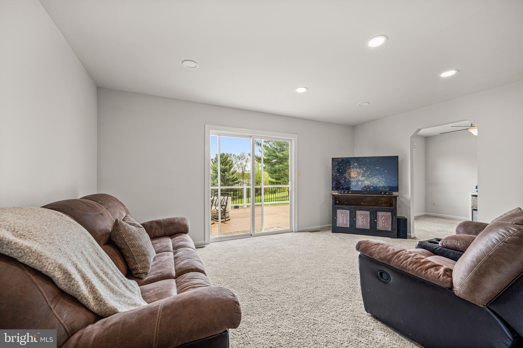 STONELAKE - Residential