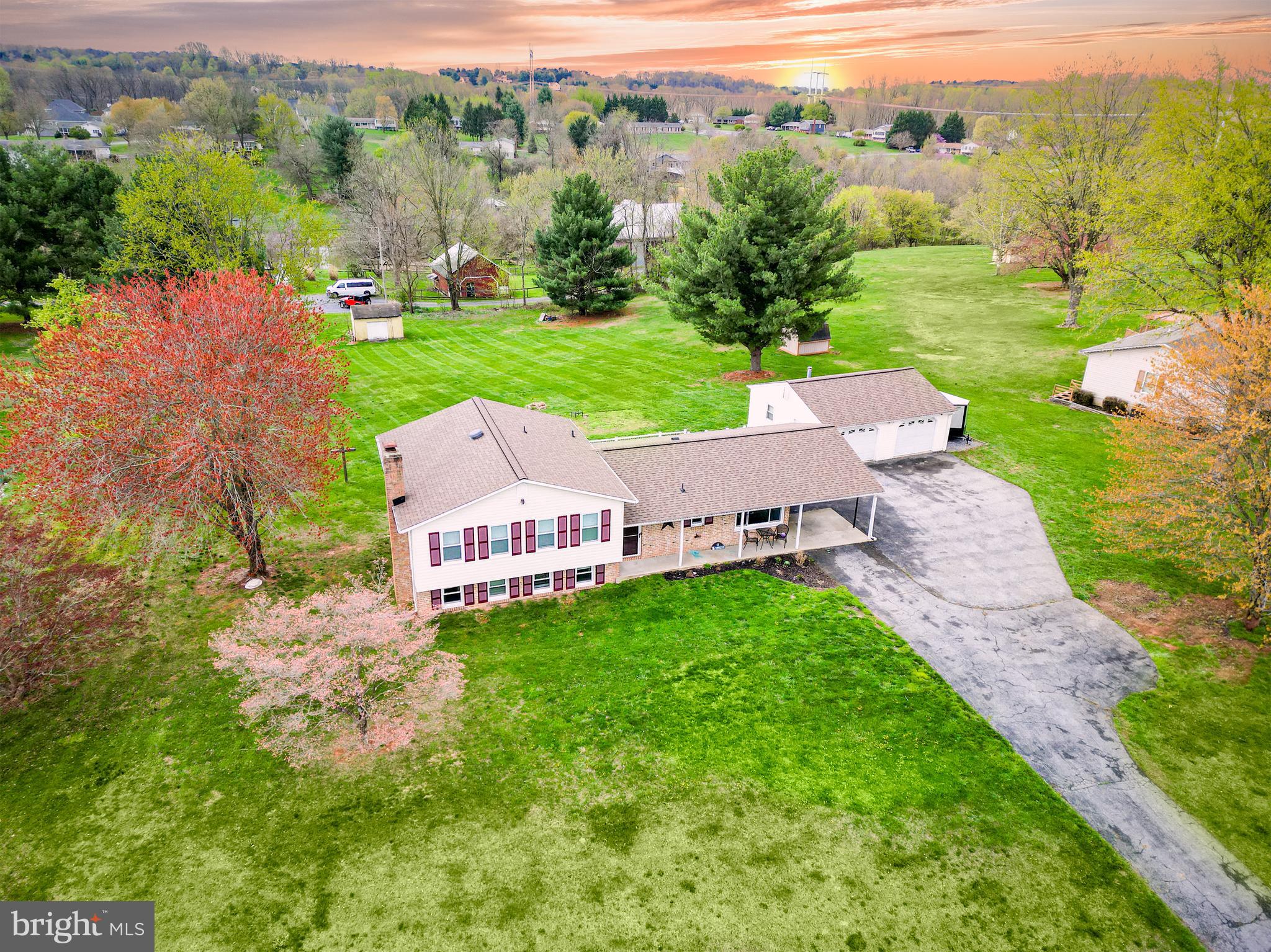 STONELAKE - Residential