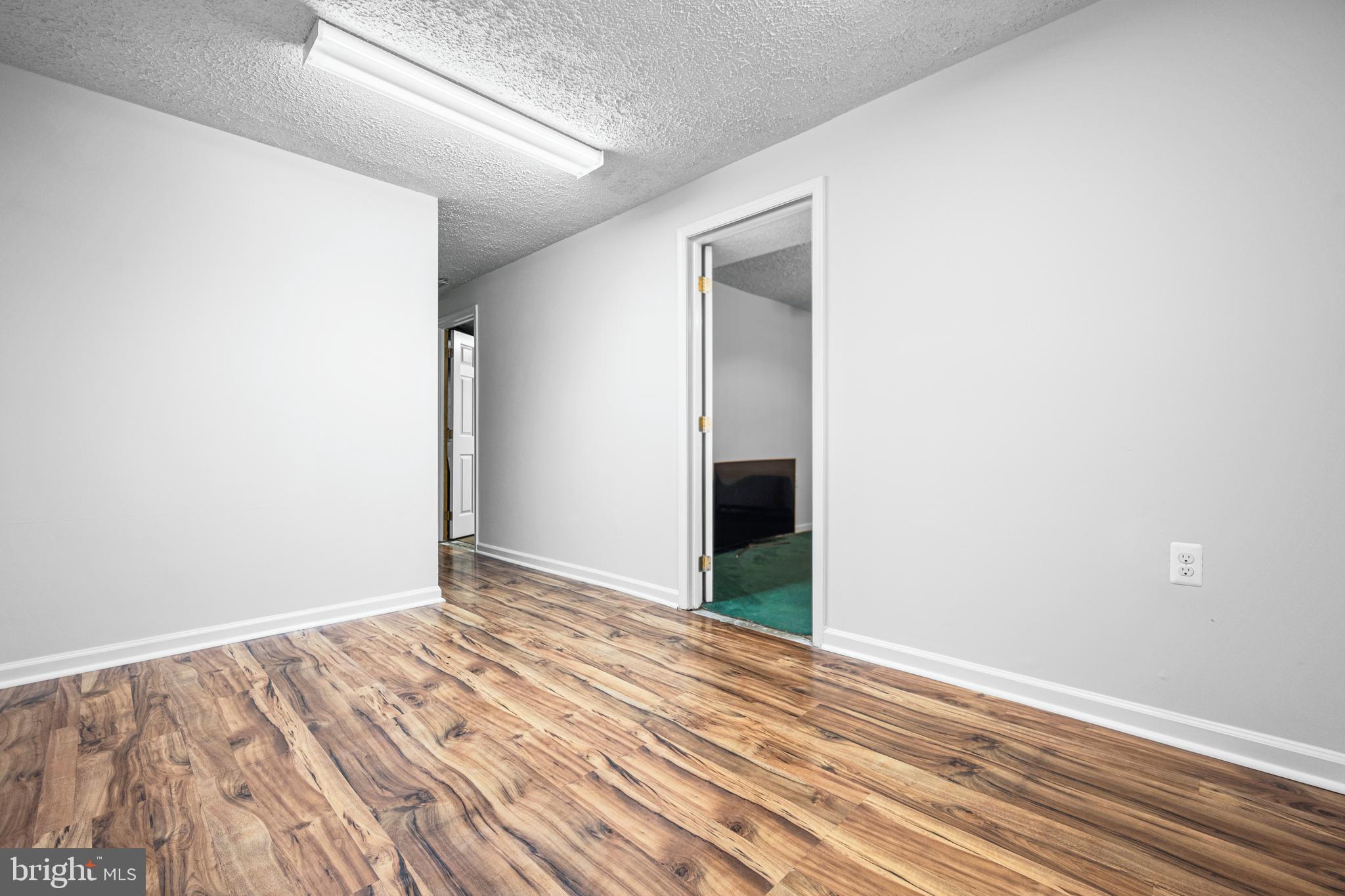 STONELAKE - Residential