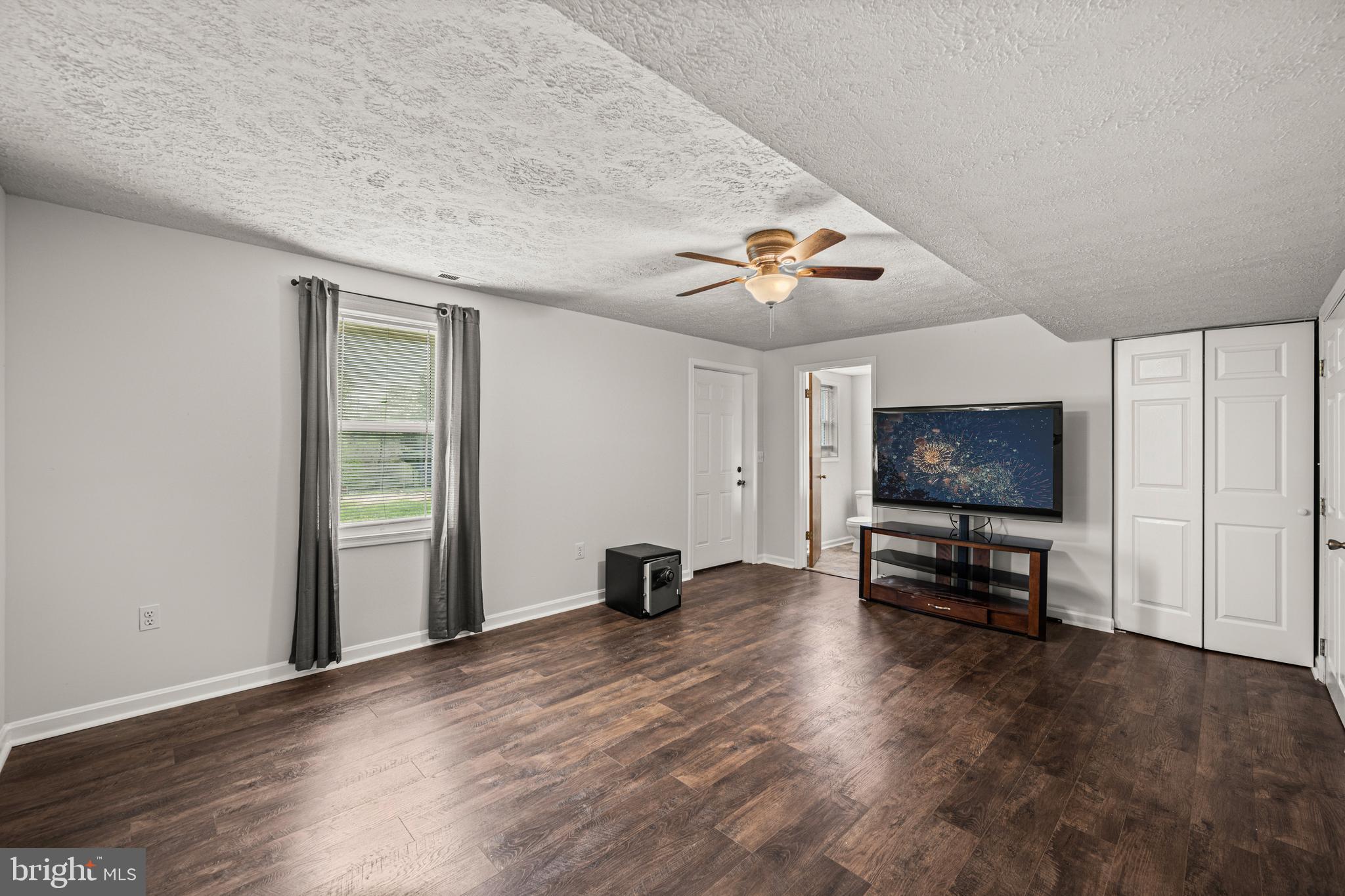 STONELAKE - Residential