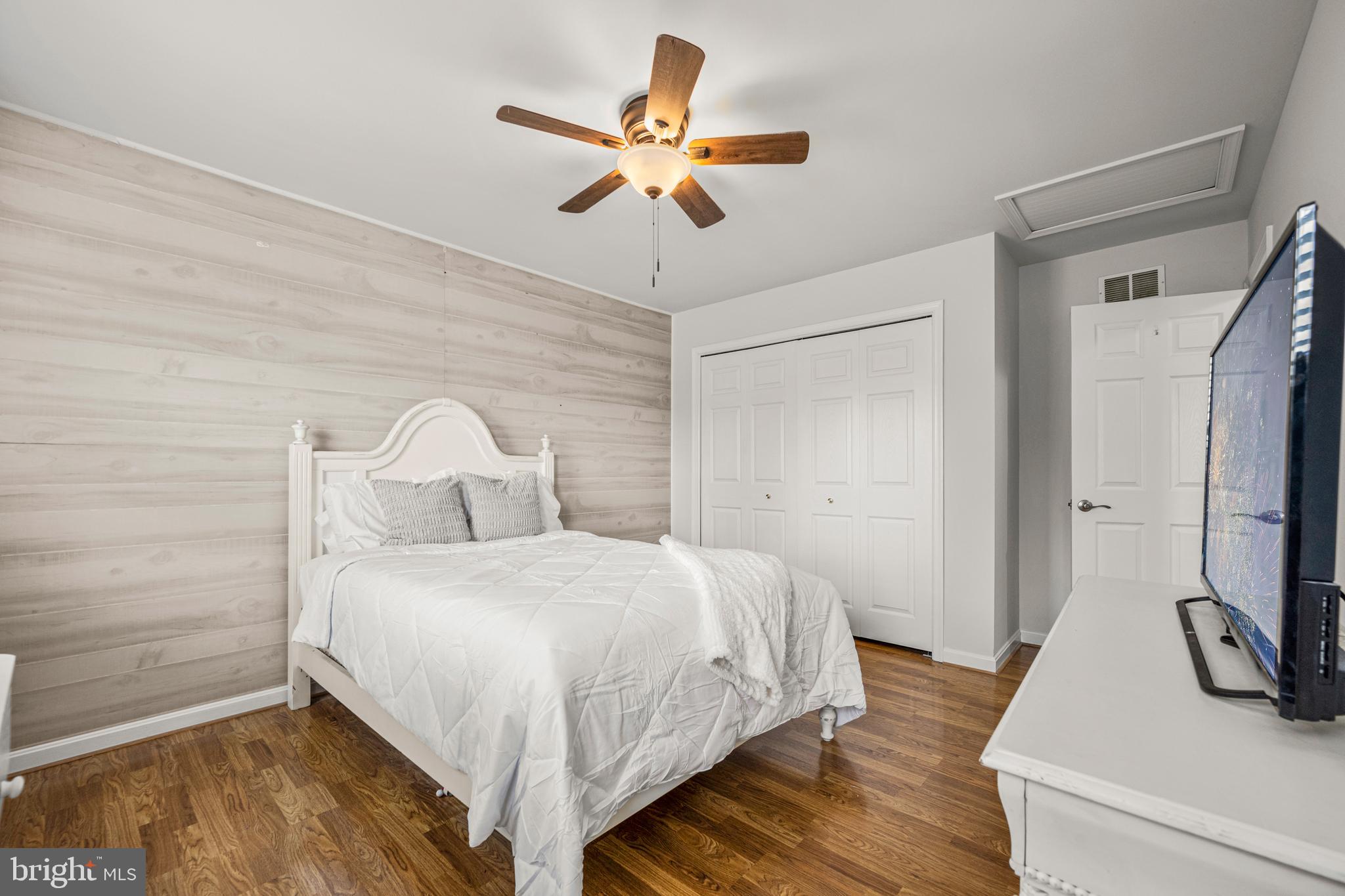 STONELAKE - Residential