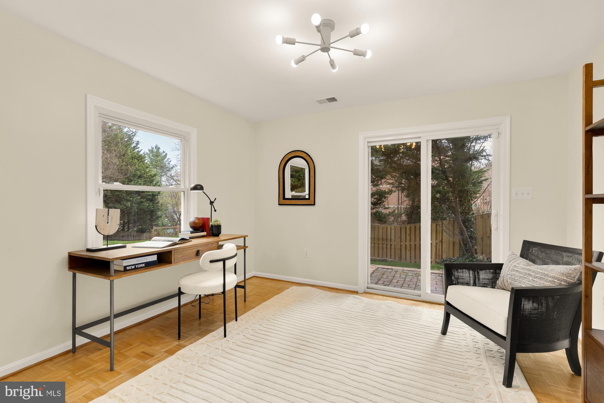 SUMNER - Residential