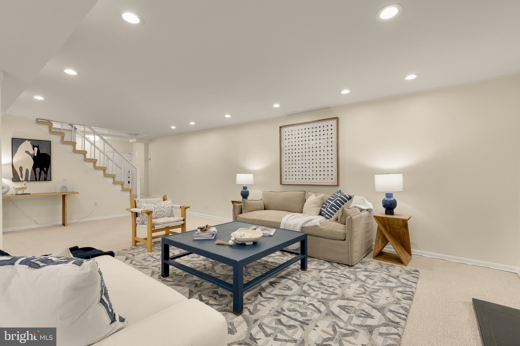 SUMNER - Residential