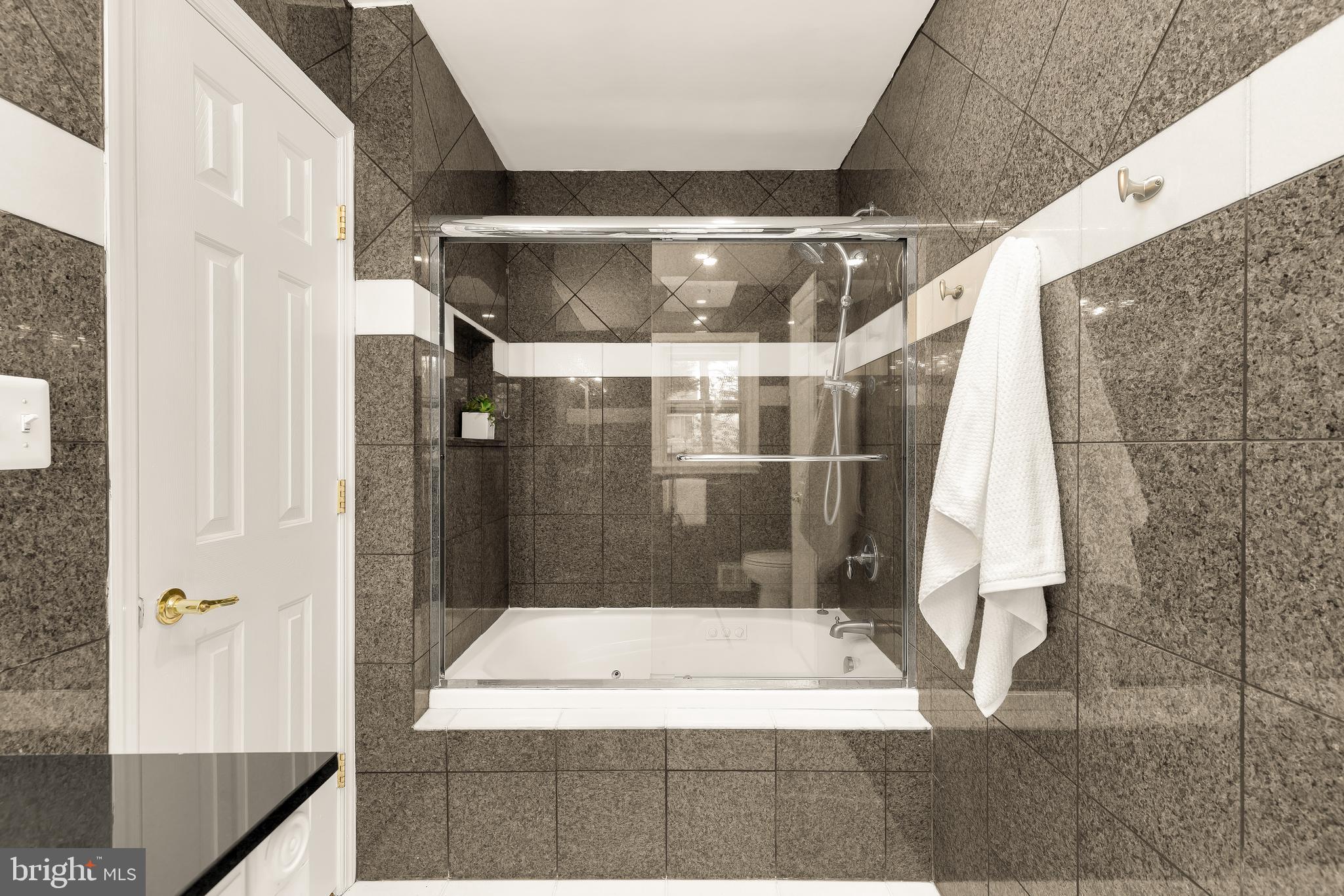 SUMNER - Residential