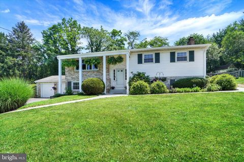 Photo for 2160 BLENHEIM COURT