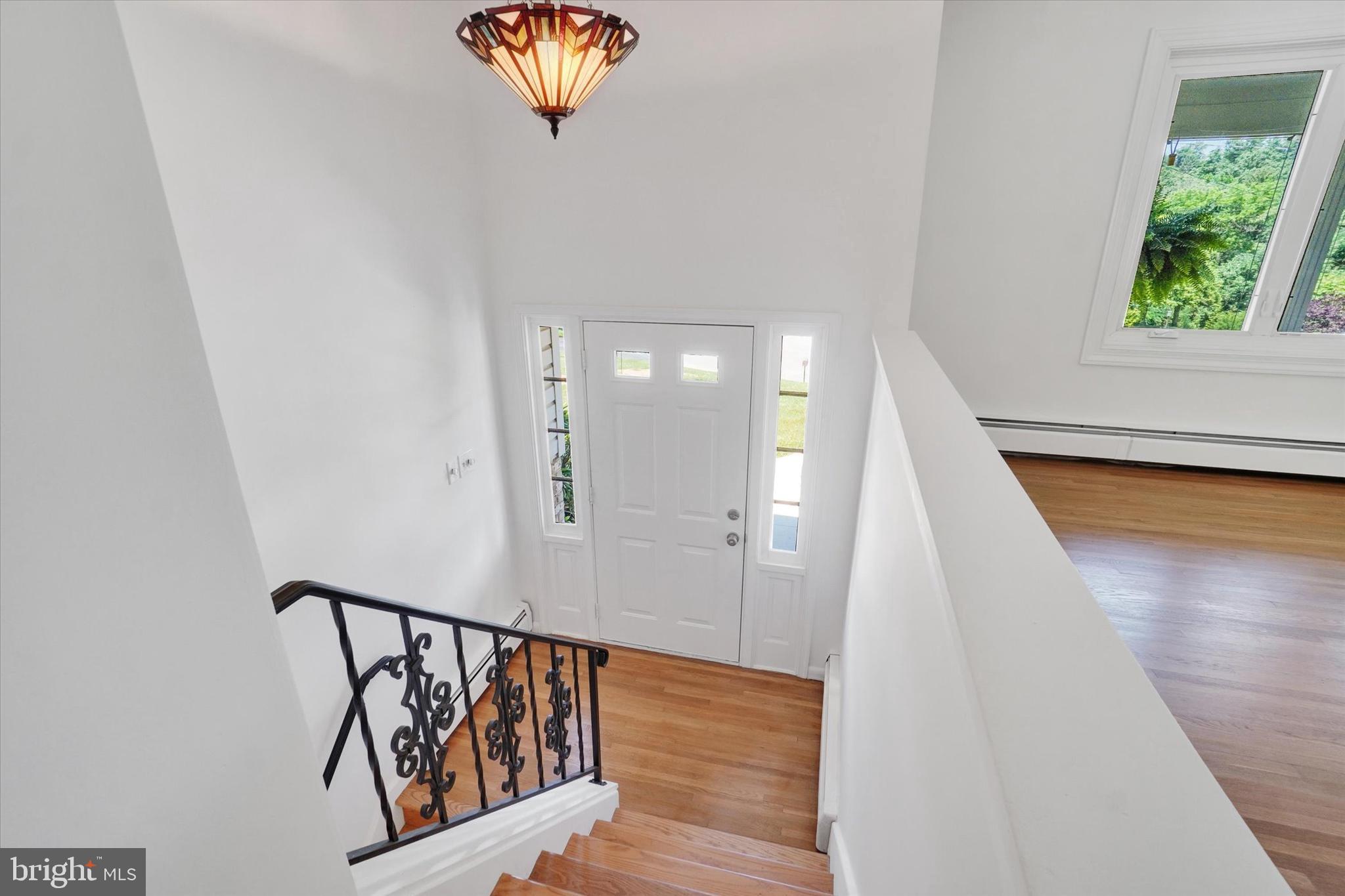 2160 BLENHEIM COURT