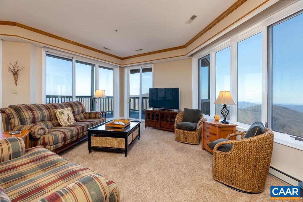 WINTERGREEN RESORT - Residential